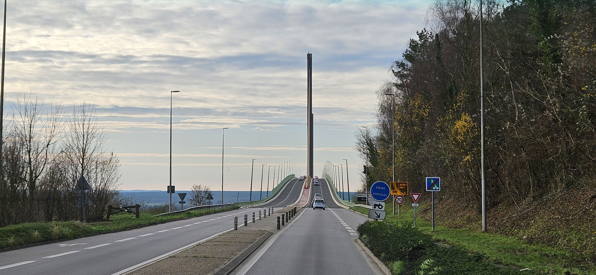 Eine norwegische Brücke?