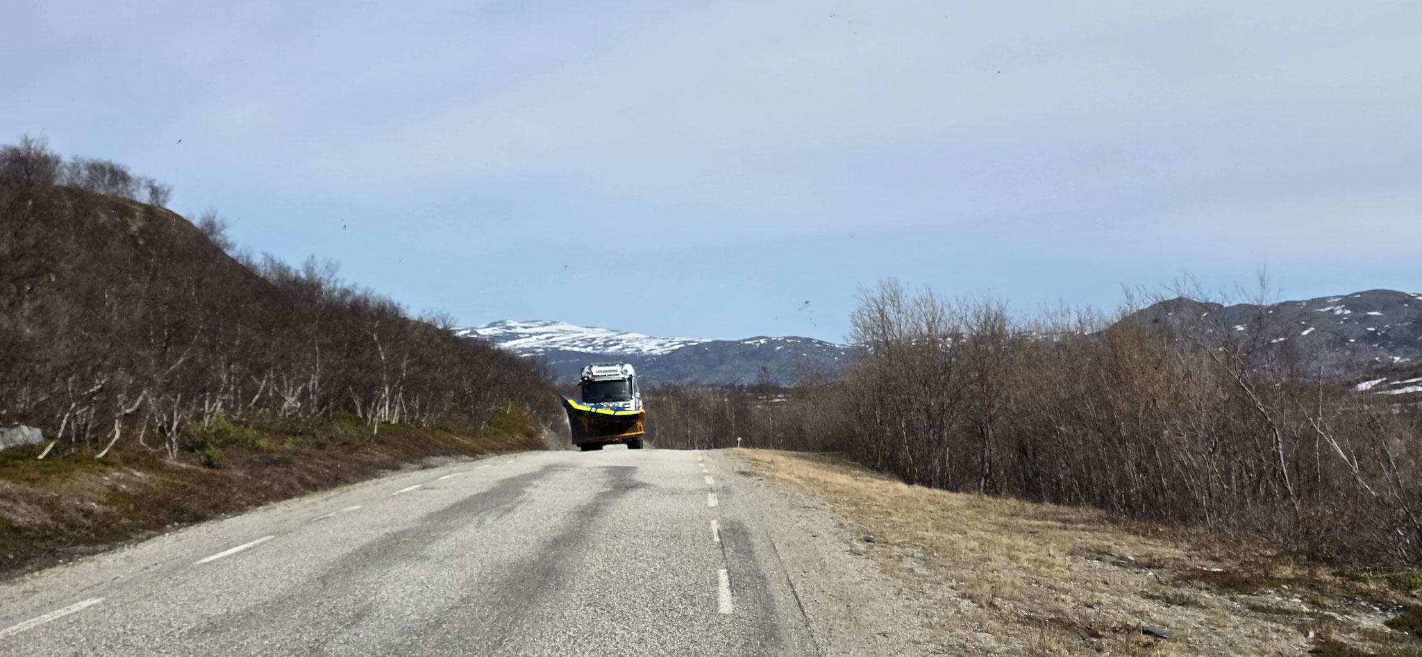 Schneepflug? Bei 15 Grad und Sonnenschein