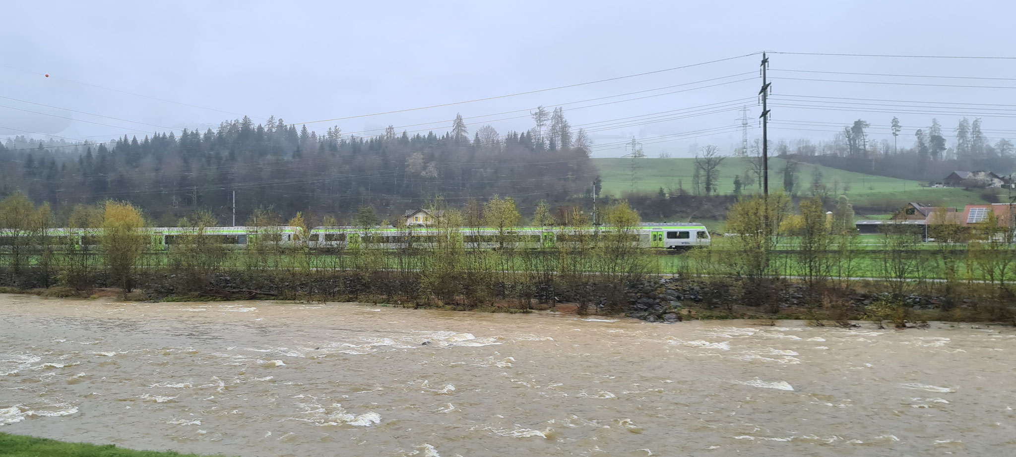 Der Wasserstand steht ziemlich hoch