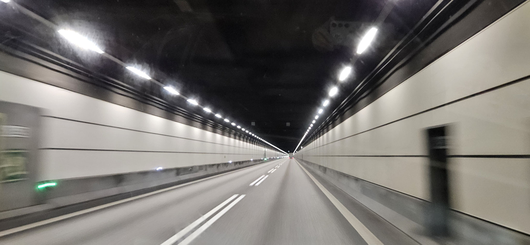 Zuerst Tunnel...