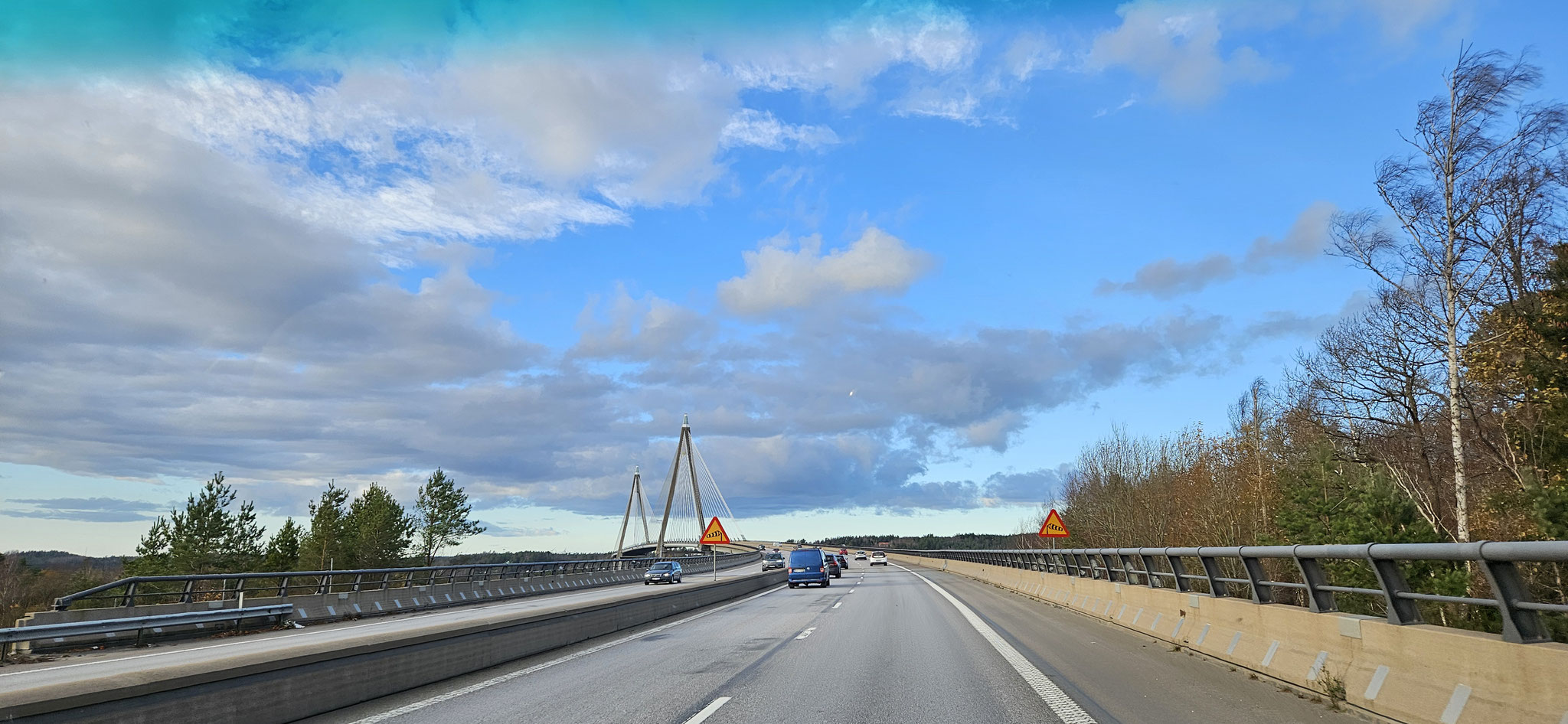 Vor der Brücke wird heute gewarnt