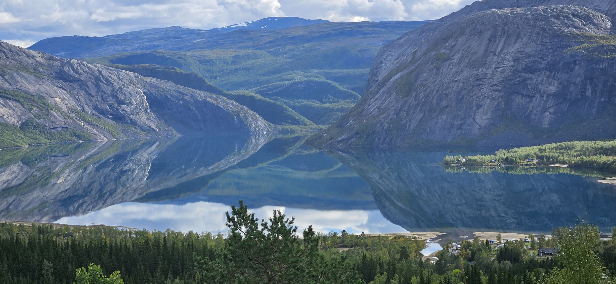 ...die Aussicht wirkt fast schon unwirklich