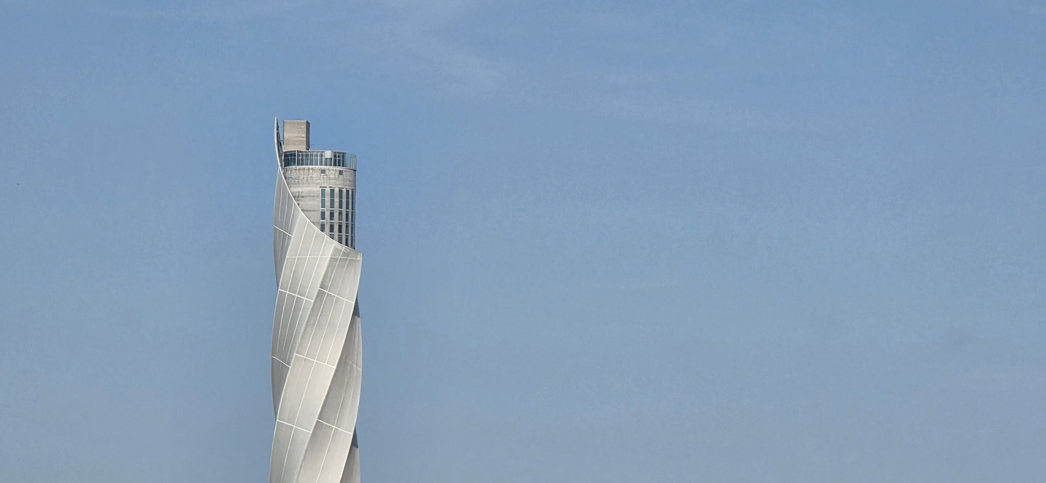 Der Testturm in seiner vollen Pracht