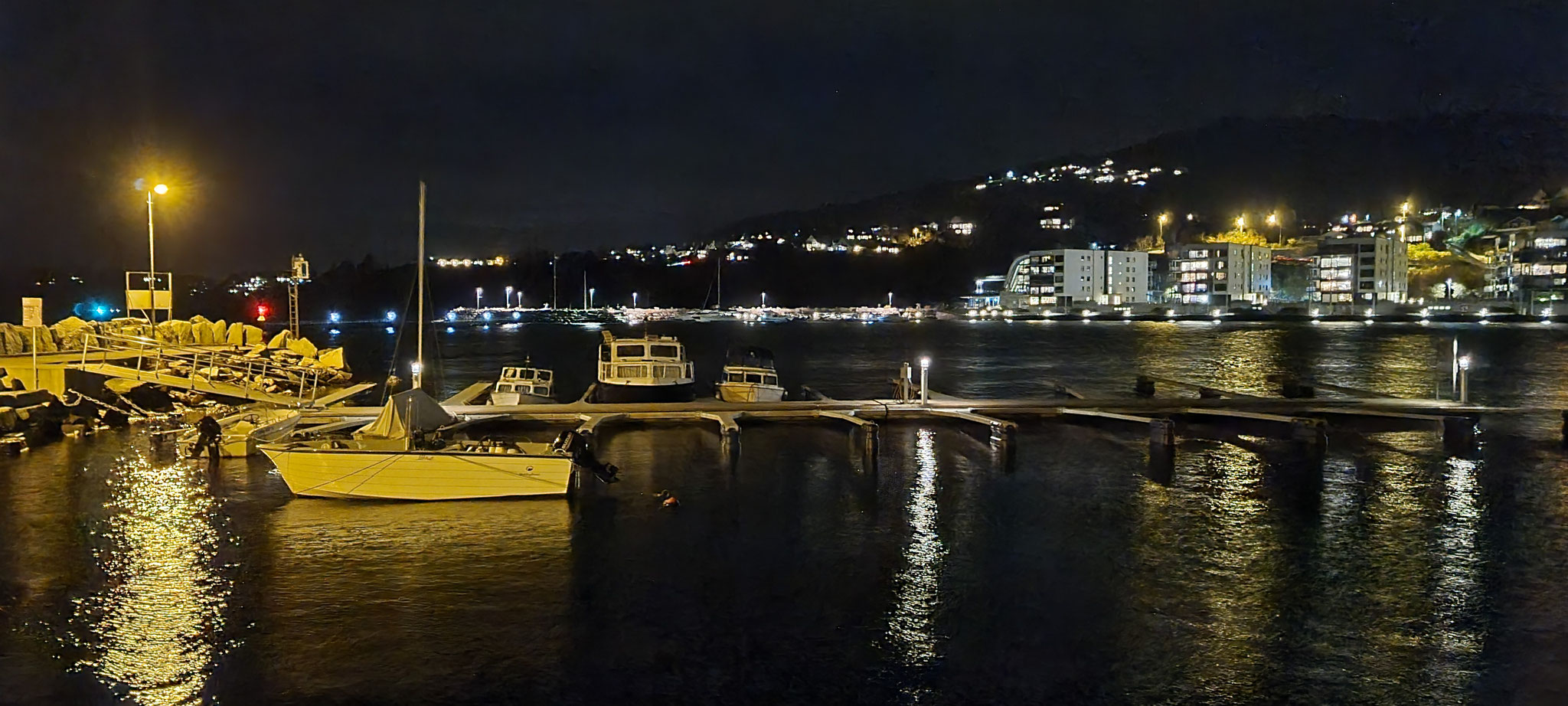 In Os am Hafen-Stellplatz angekommen