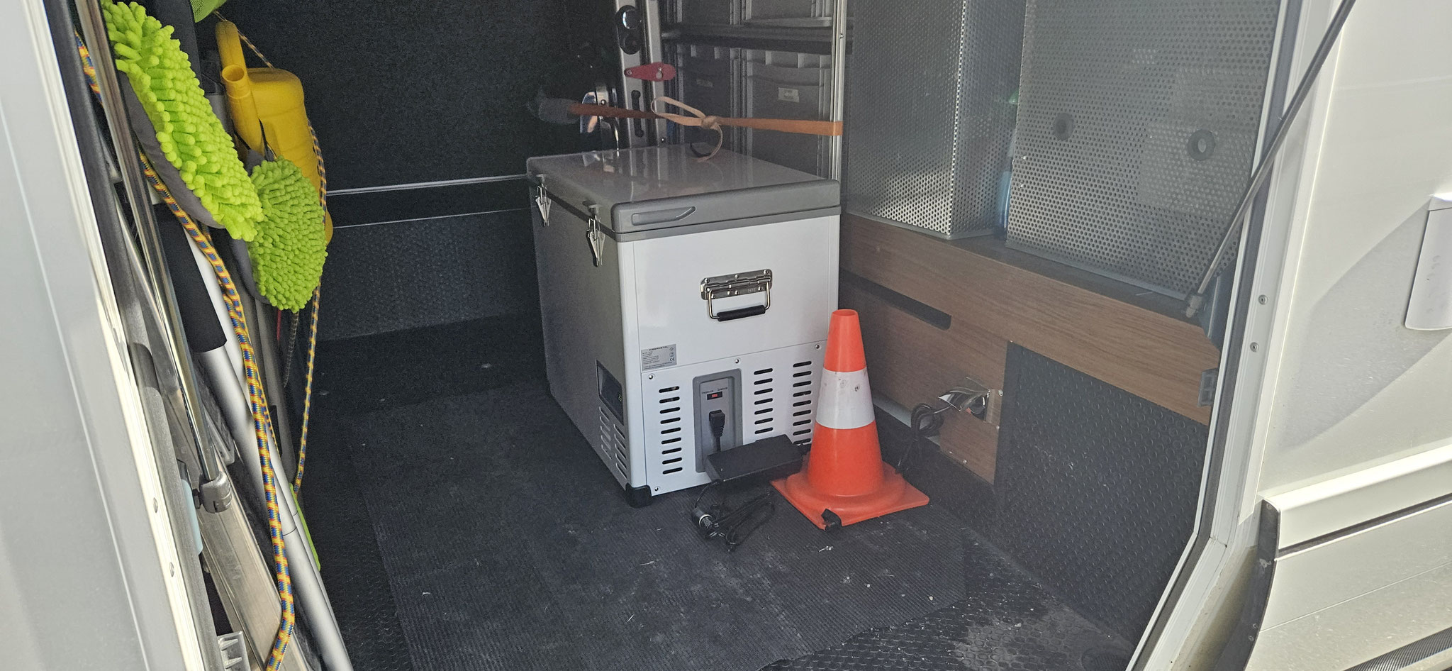 ...die Gefrierbox steht doch da perfekt