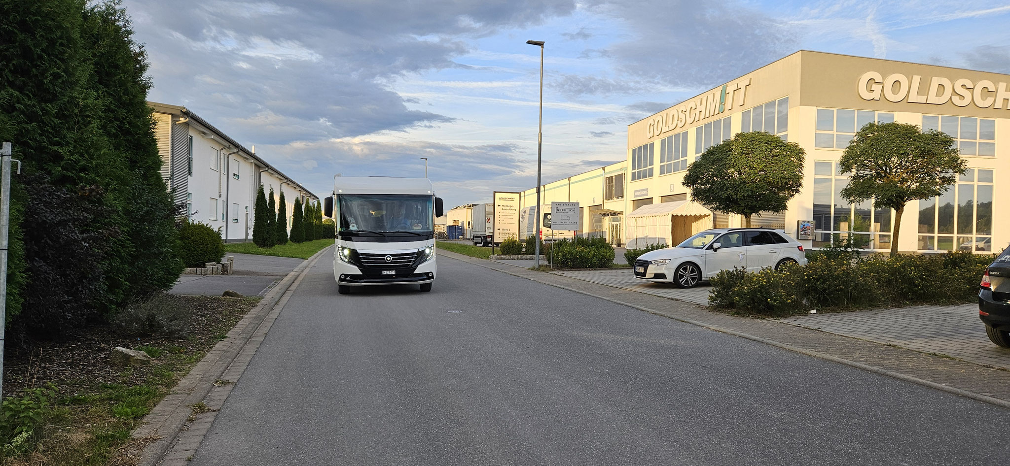 ...Daniel & Bobi holen Daniela & Wilson ein