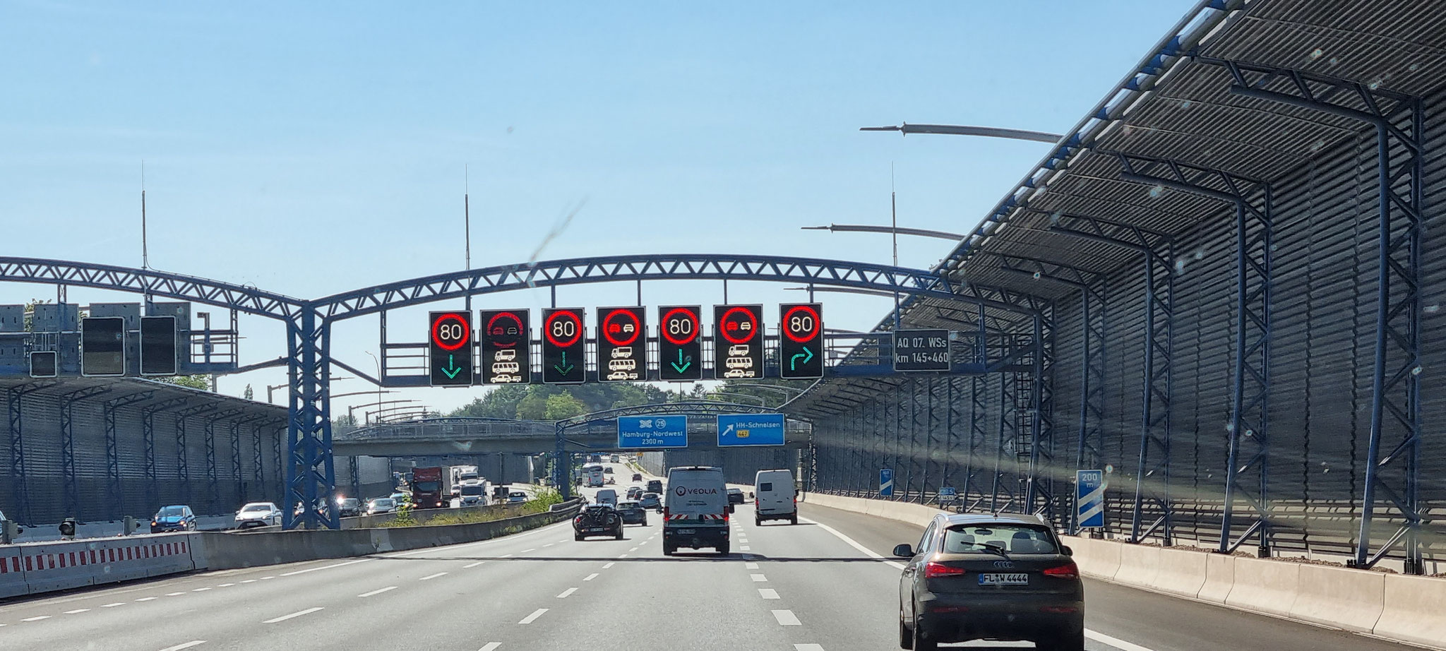 Stau vor Hamburg...