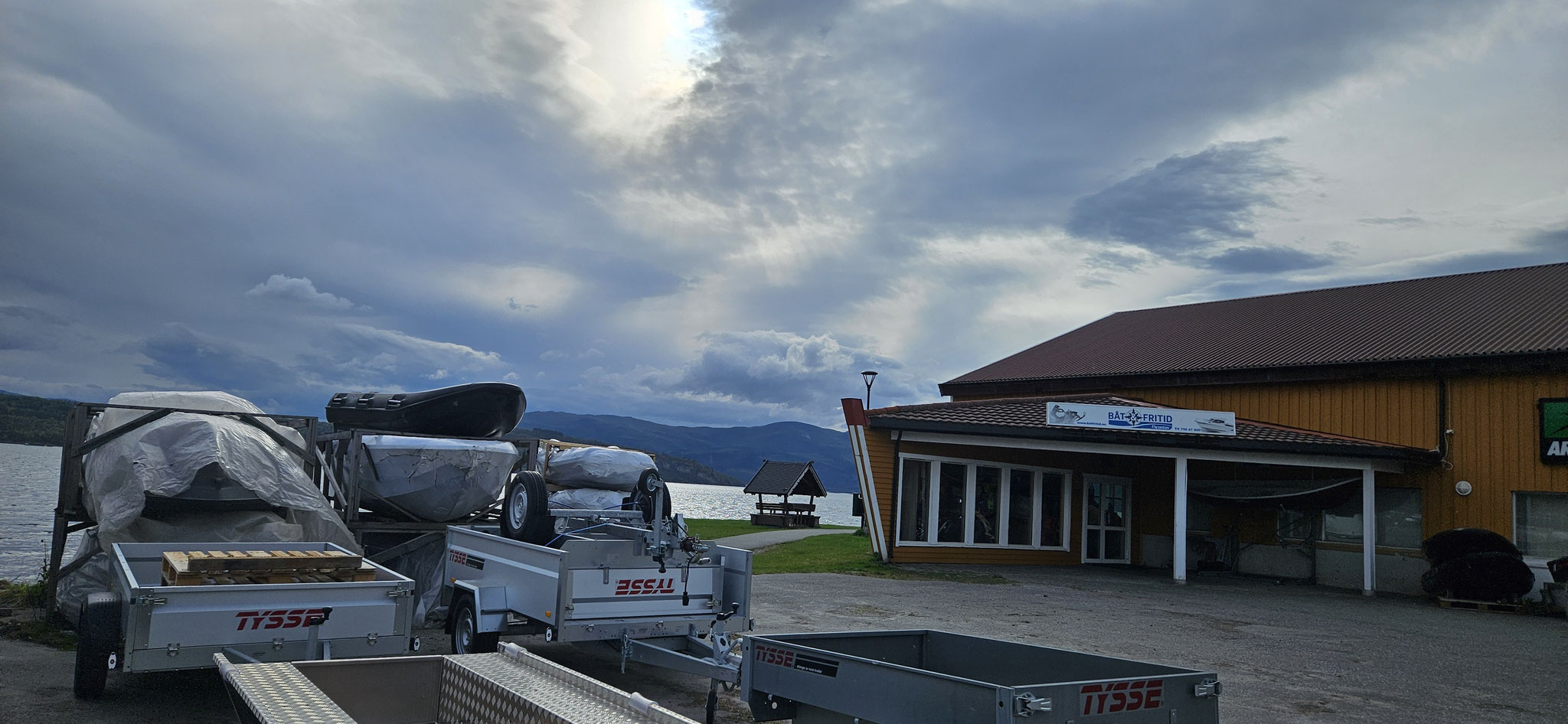 Die Gefrierbox ist super aber könnte man noch einen Anhänger brauchen?