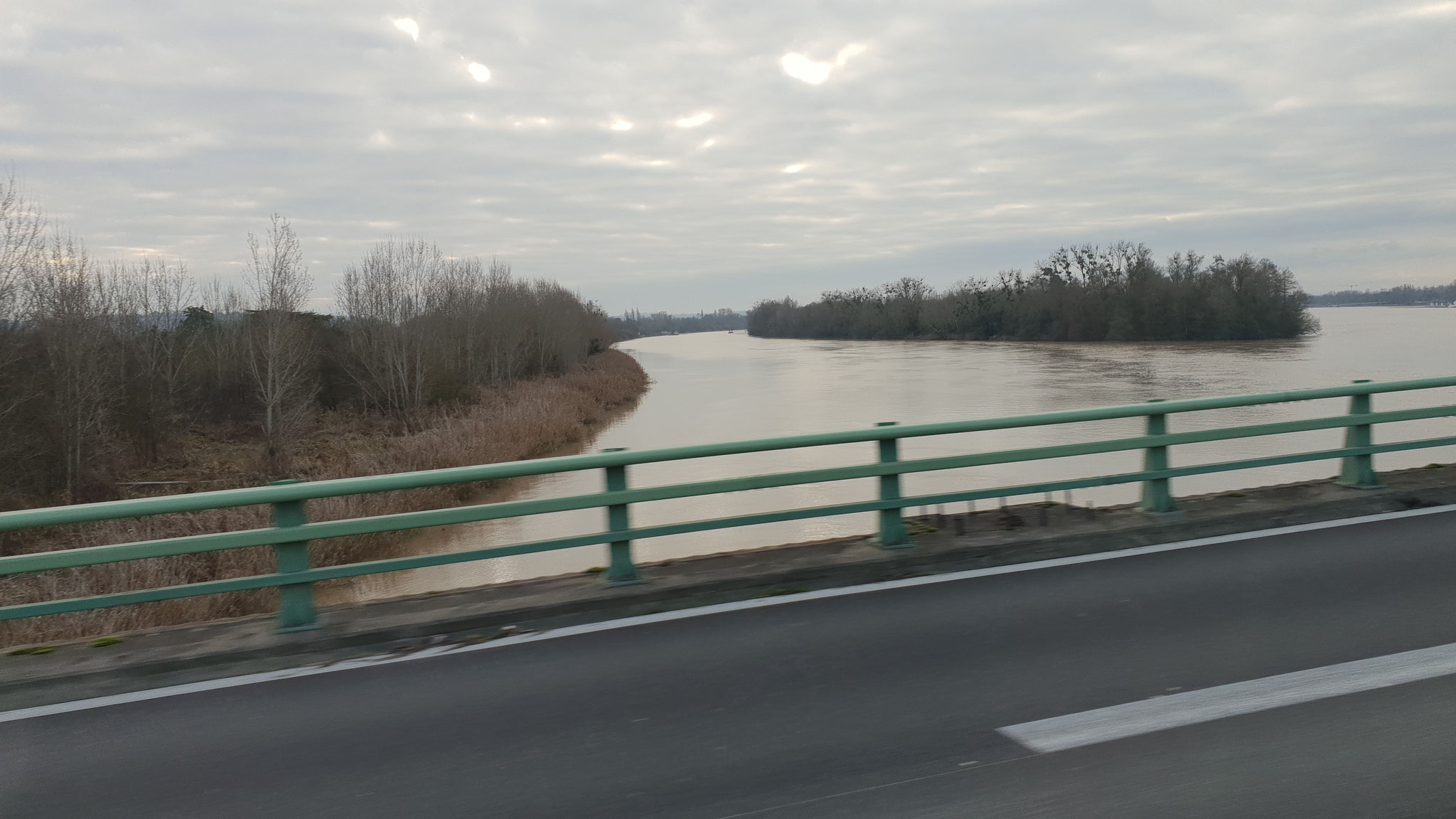 Ziemlich viel Wasser hat es überall in Frankreich