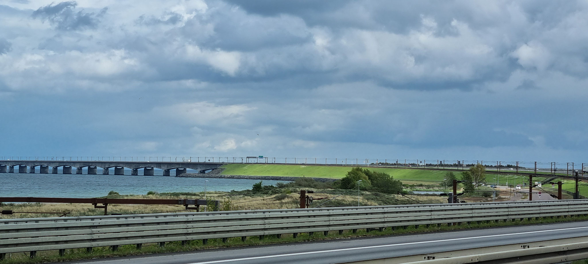 Die Storebælt-Brücke liegt vor uns