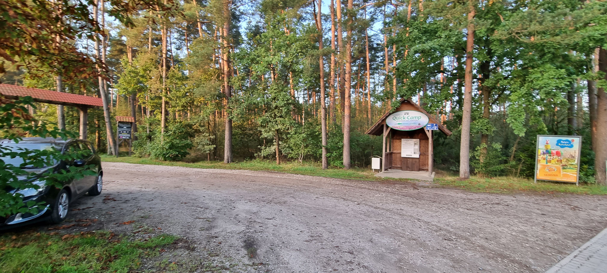 Der Eingang zum Quick-Camp