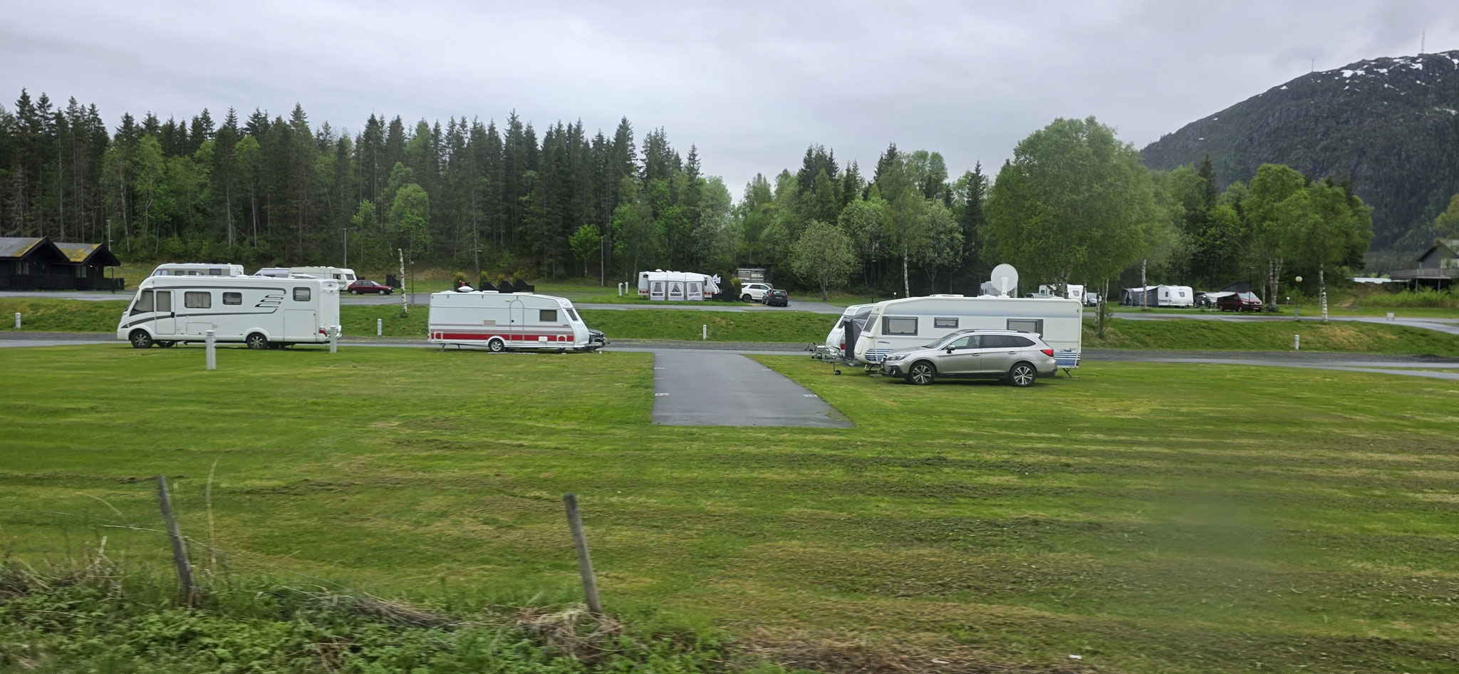 Nichts los auf dem Camping Mosjøen - kein Wunder bei den Preisen