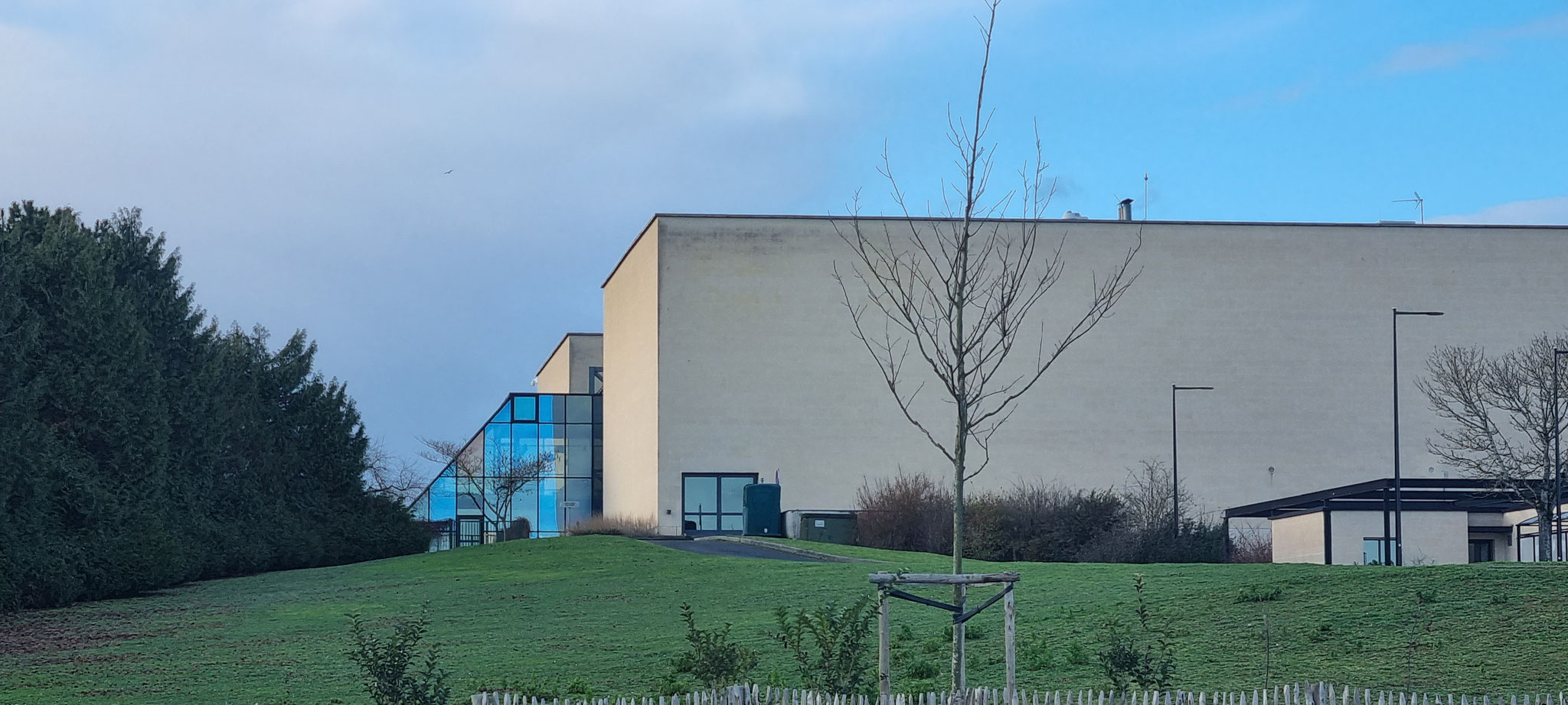 Der Glasbau ... so ein ähnliches Motiv hatten wir doch im Trollshop