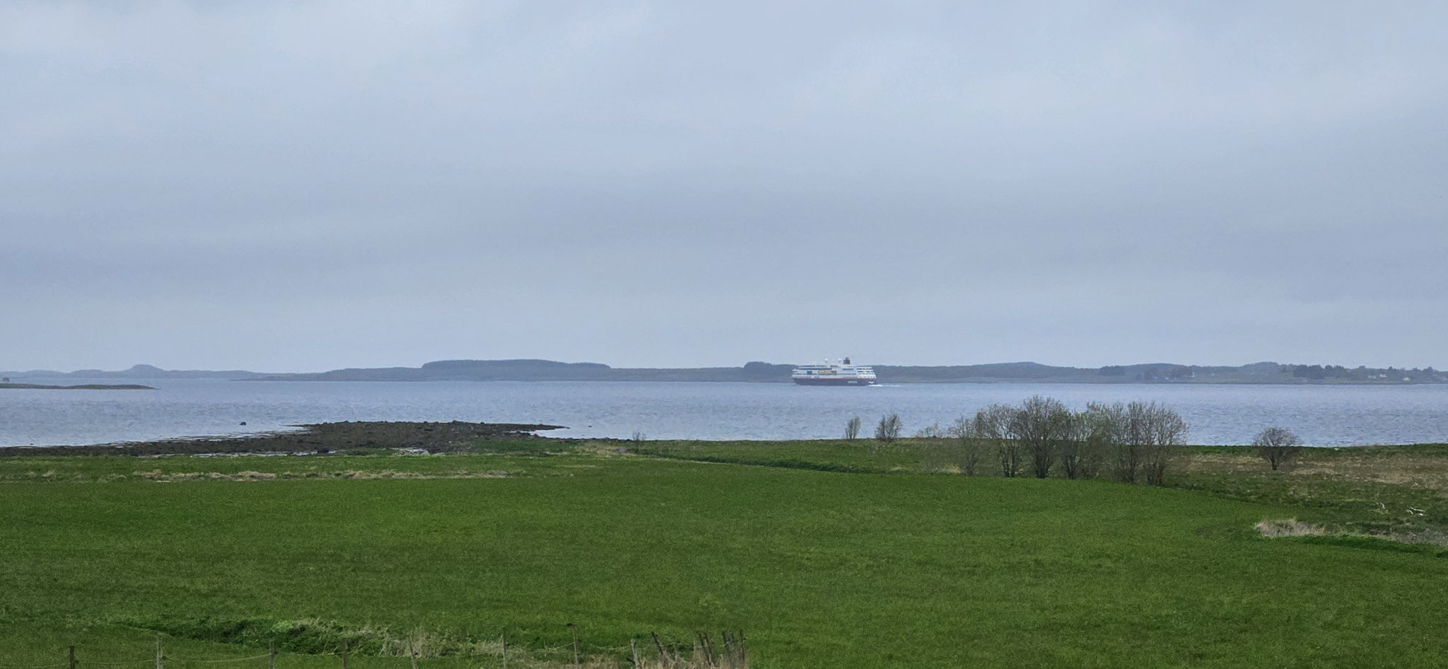 Immer den Blick aufs Fjord...