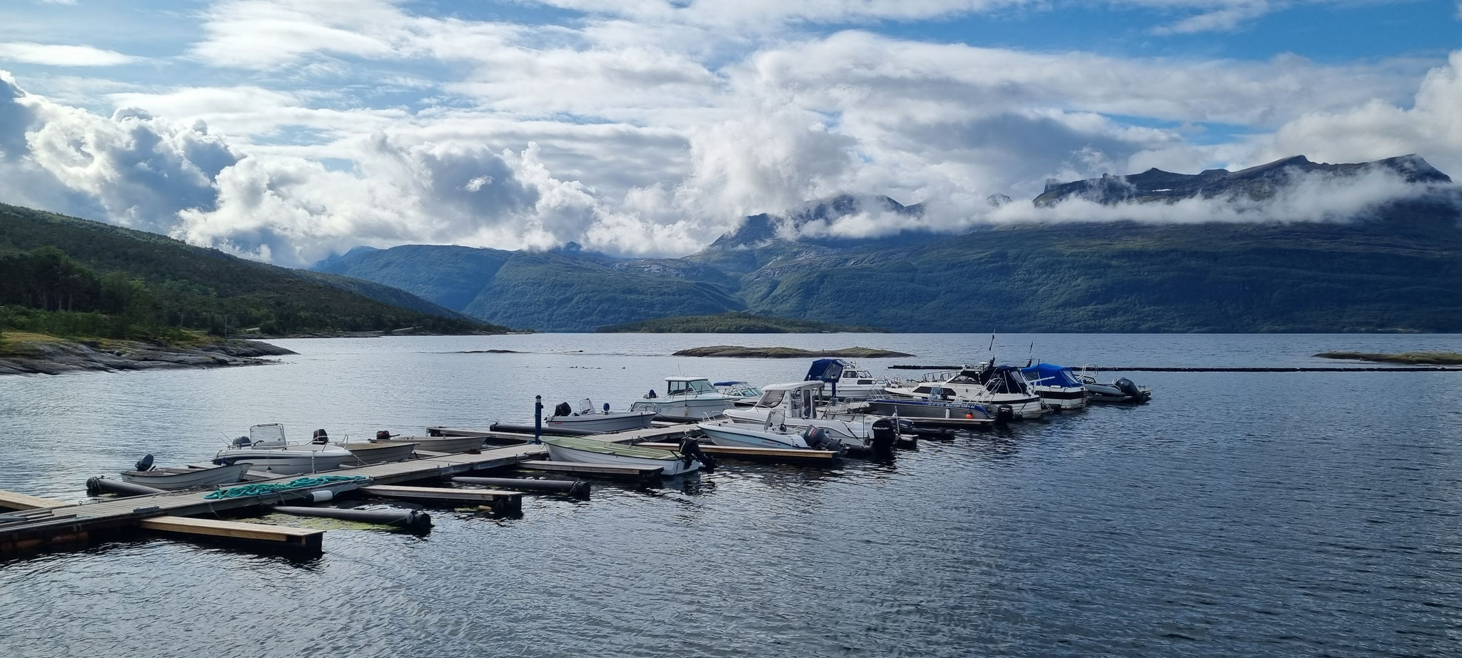 Der kleine Fjordhafen