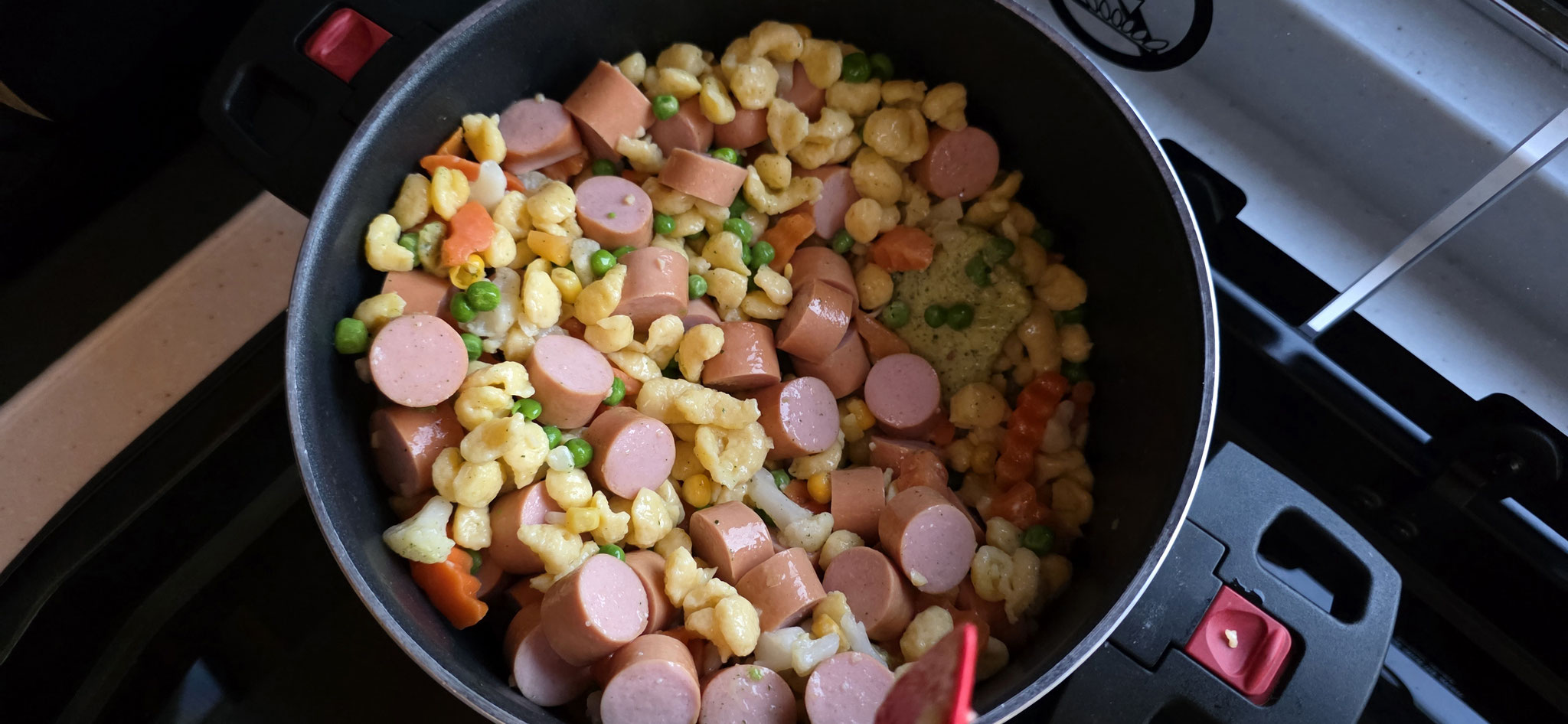 Würstchen-Spätzle-Pfanne...