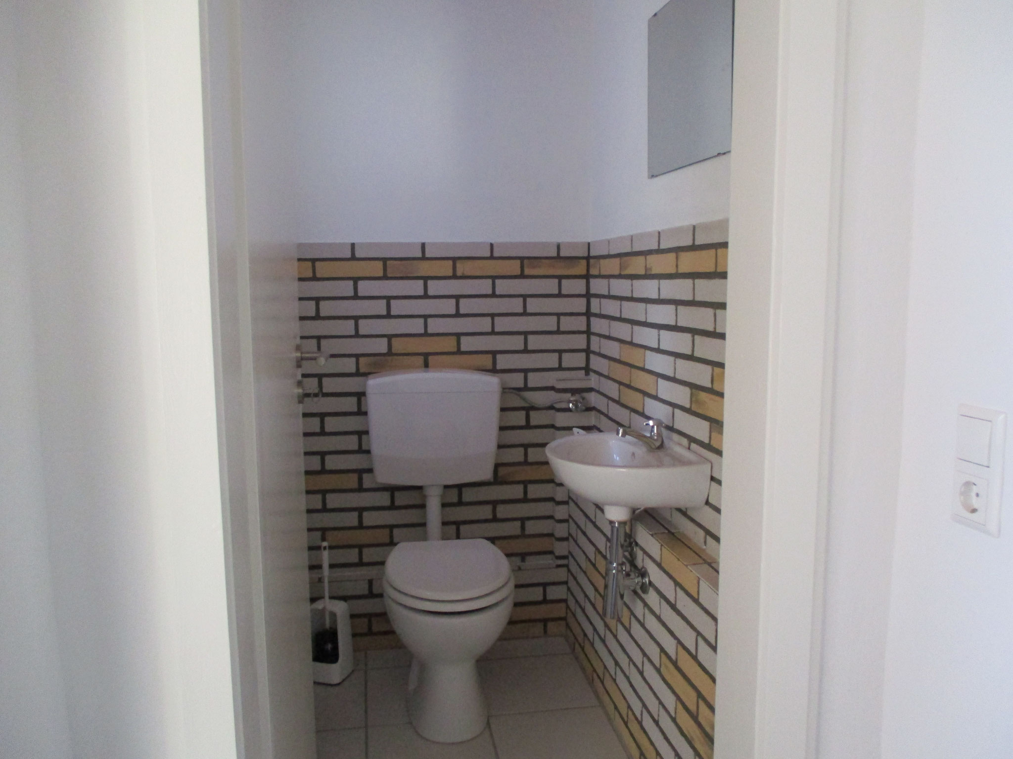 Toilette im Untergeschoss
