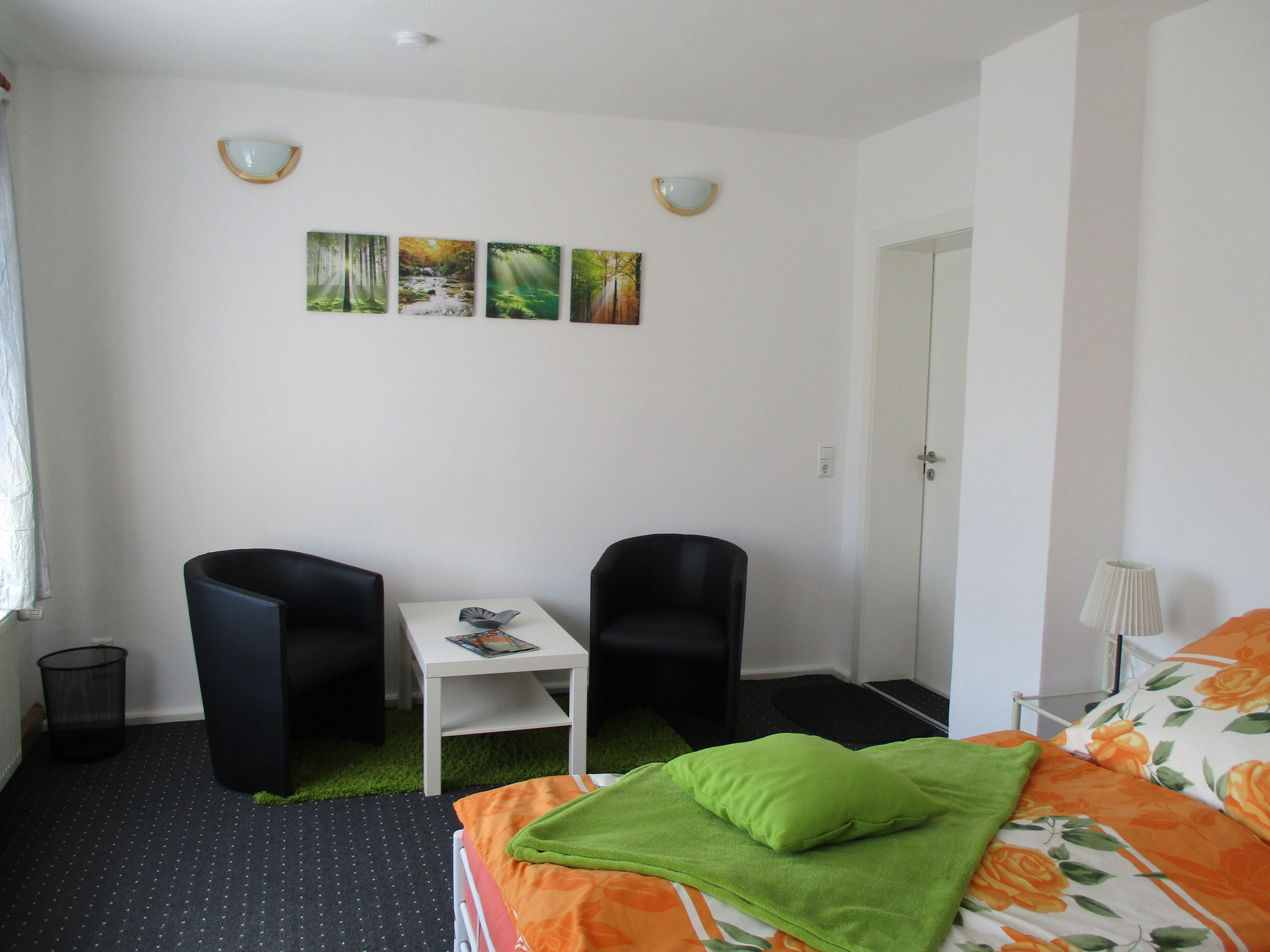 Doppelzimmer Untergeschoss Bild 2