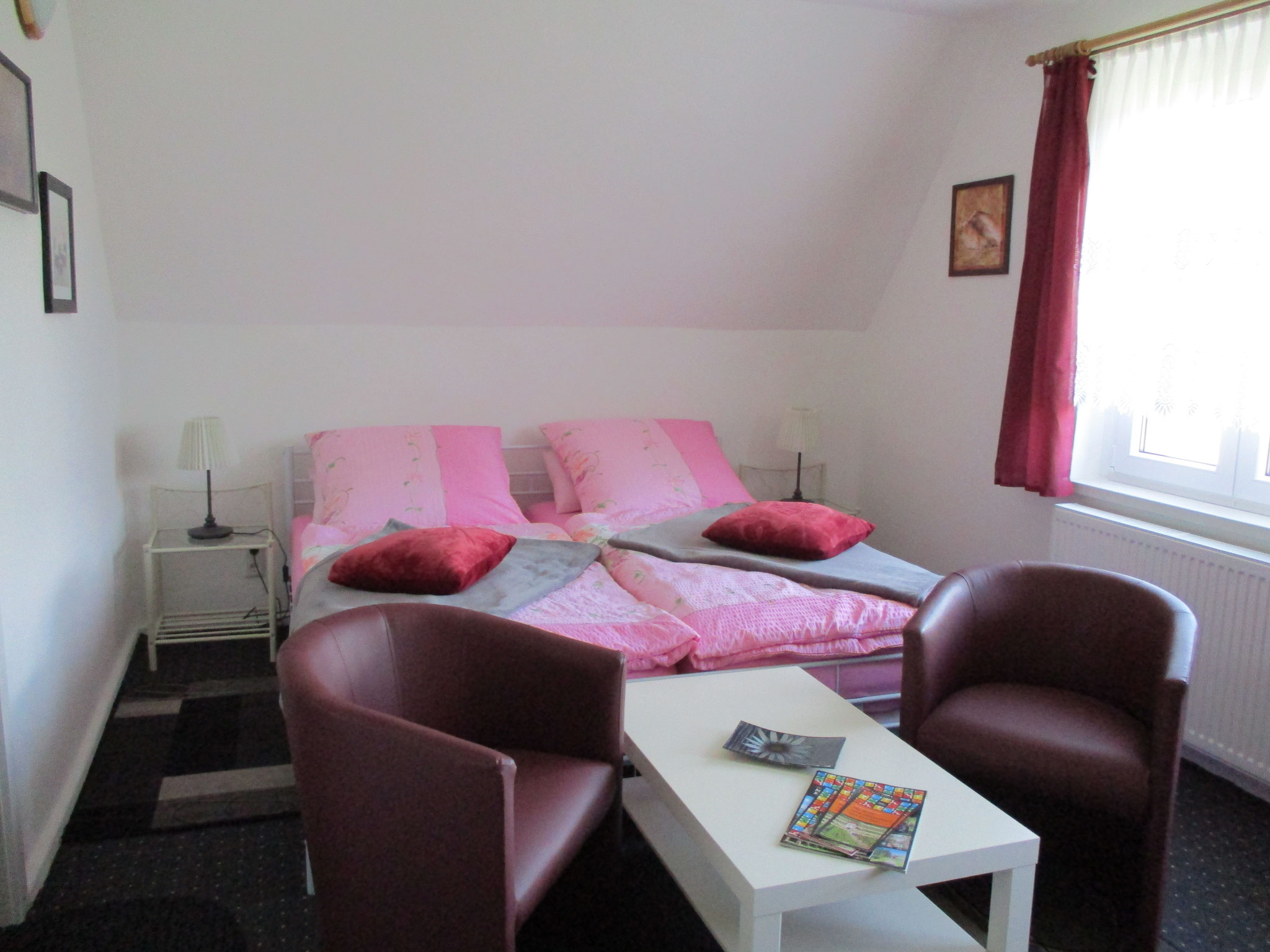 Doppelzimmer Obergeschoss Bild 1