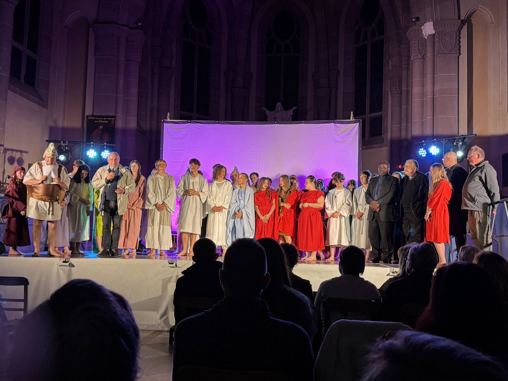 Le salut final - (c) communauté de paroisses de Saint Joseph