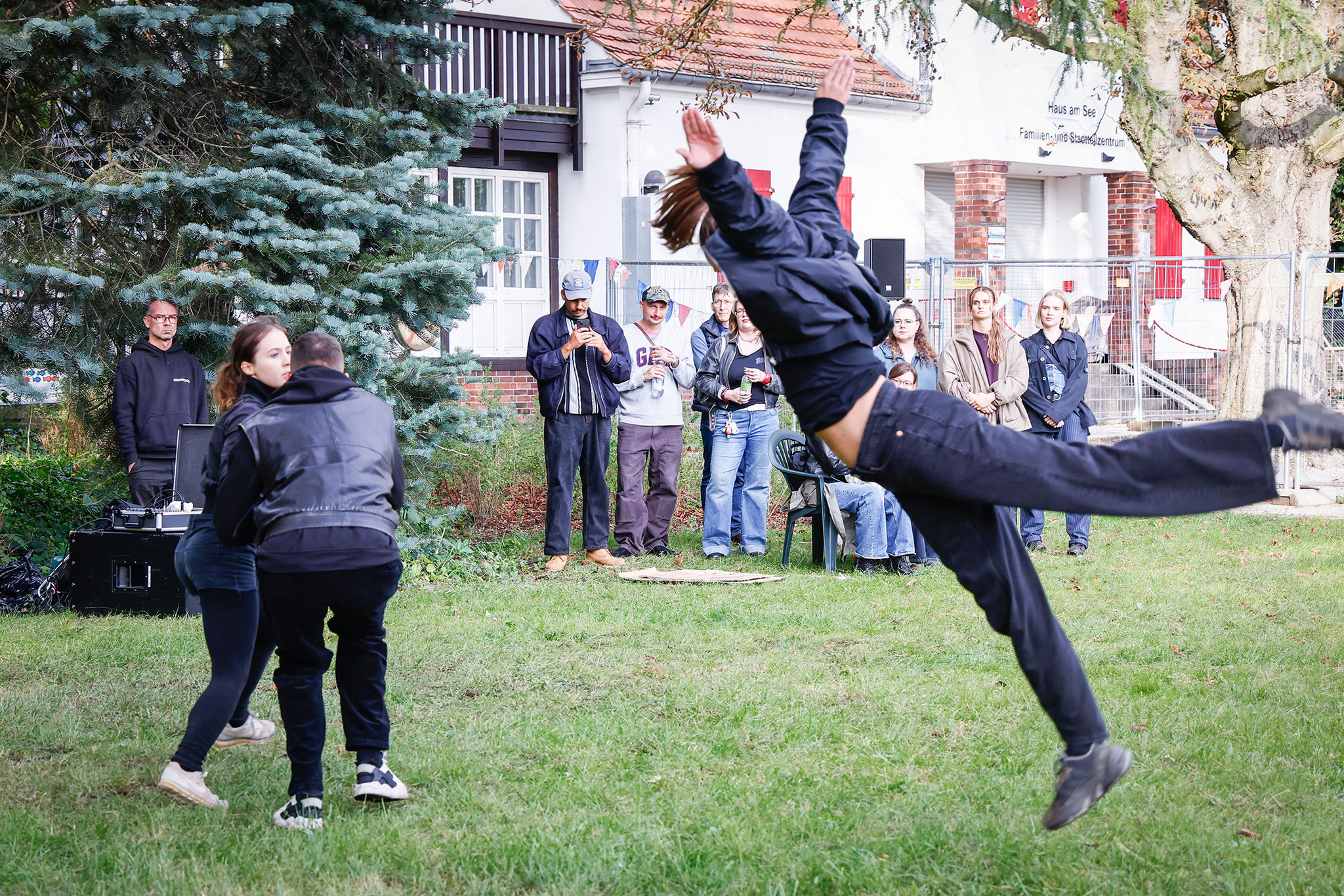 revolt von collapsetofraction am Schäfersee, Foto: Antonia Richter