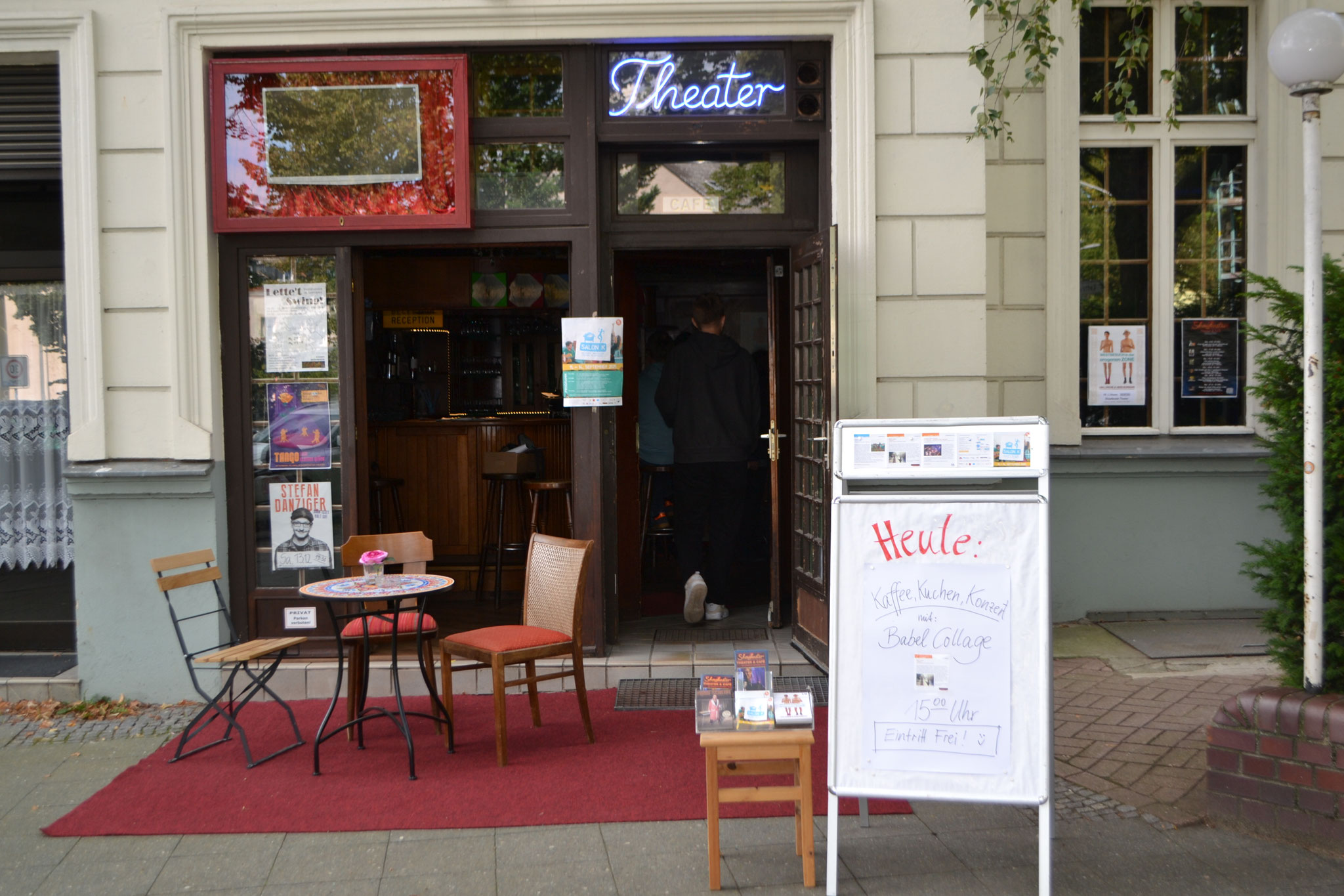 Konzert im Showfenster Theater, Foto: Florina Limberg