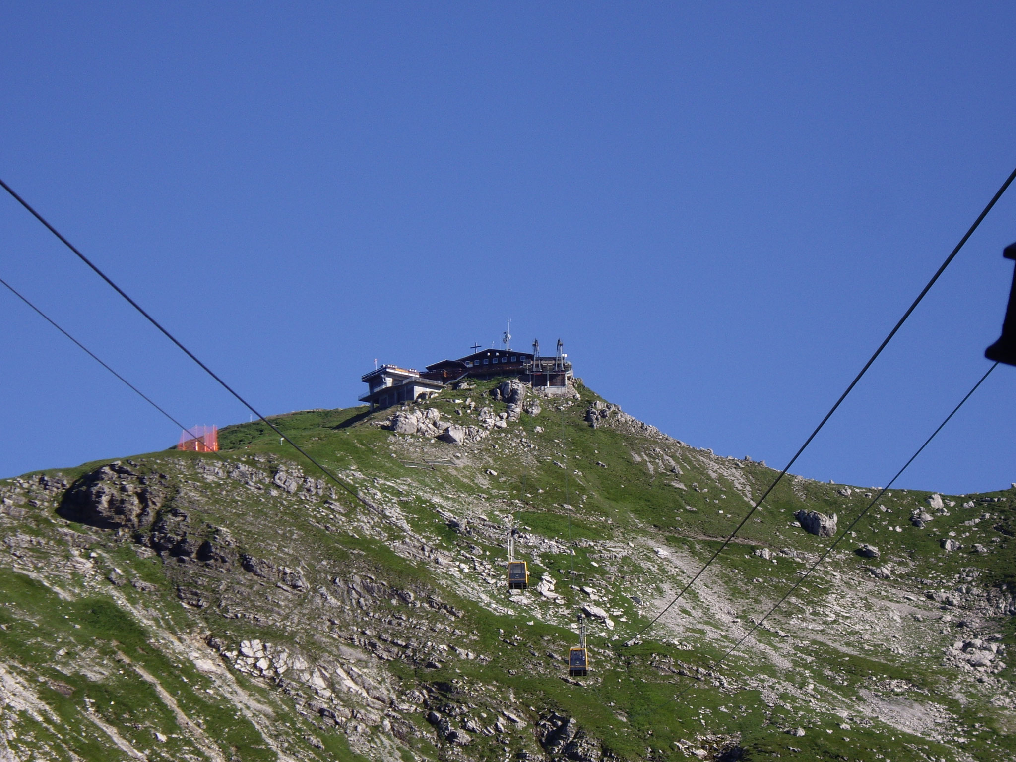 alte Gipfelstation des Nebelhorn, Einstieg in den Hindelanger Klettersteig