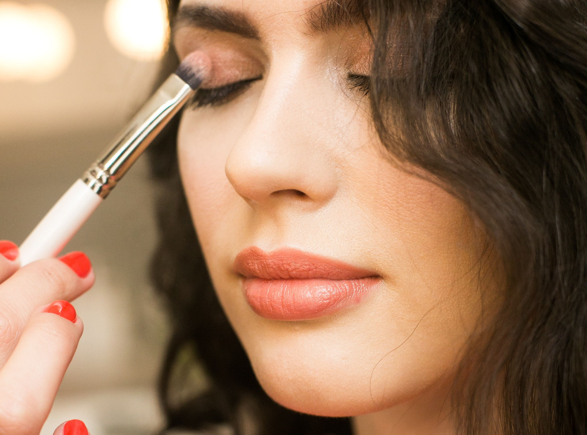 atelier maquillage en entreprise pour apprendre des astuces beauté et prendre soin de soi