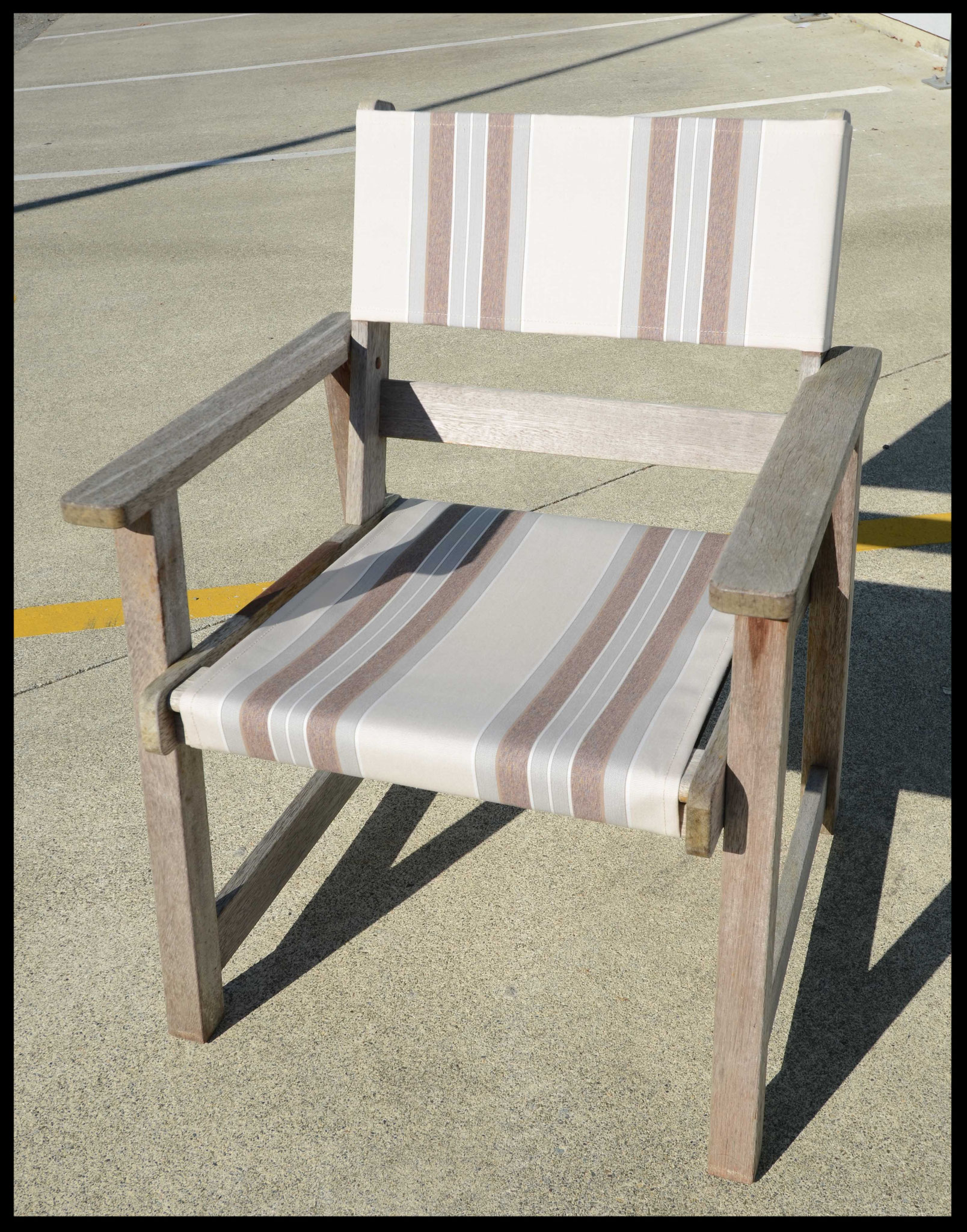 Outdoor canvas chair