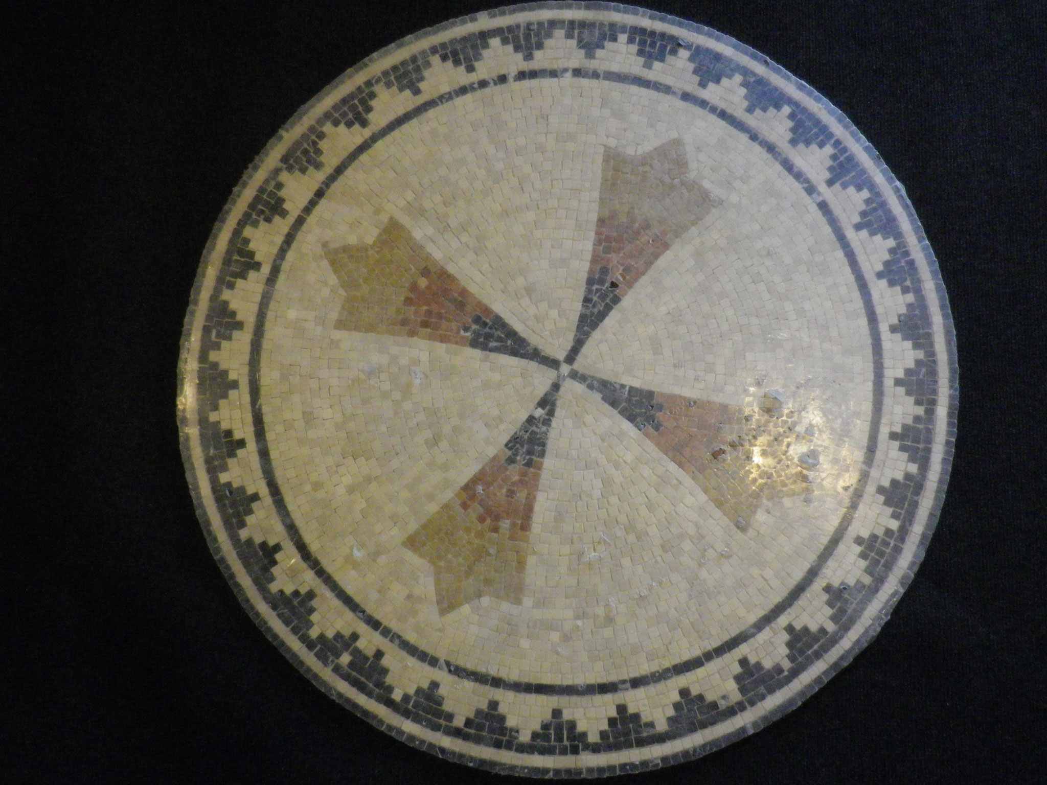 mosaïque rosace pour incrustation sol ou dessus de table en marbre diamètre 70 cm