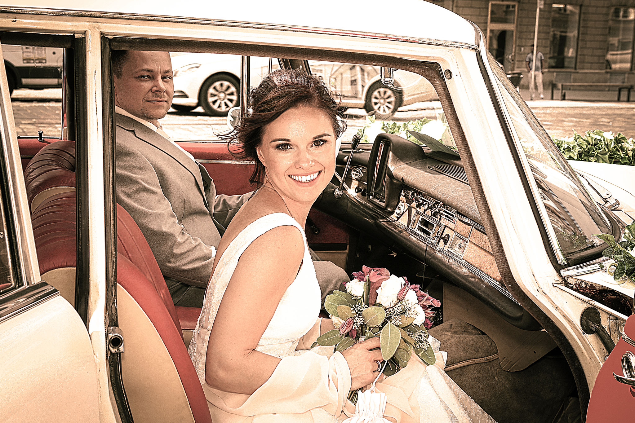 hochzeit-standesamt-augsburg-fotostudio-diamond-deluxe.jpg