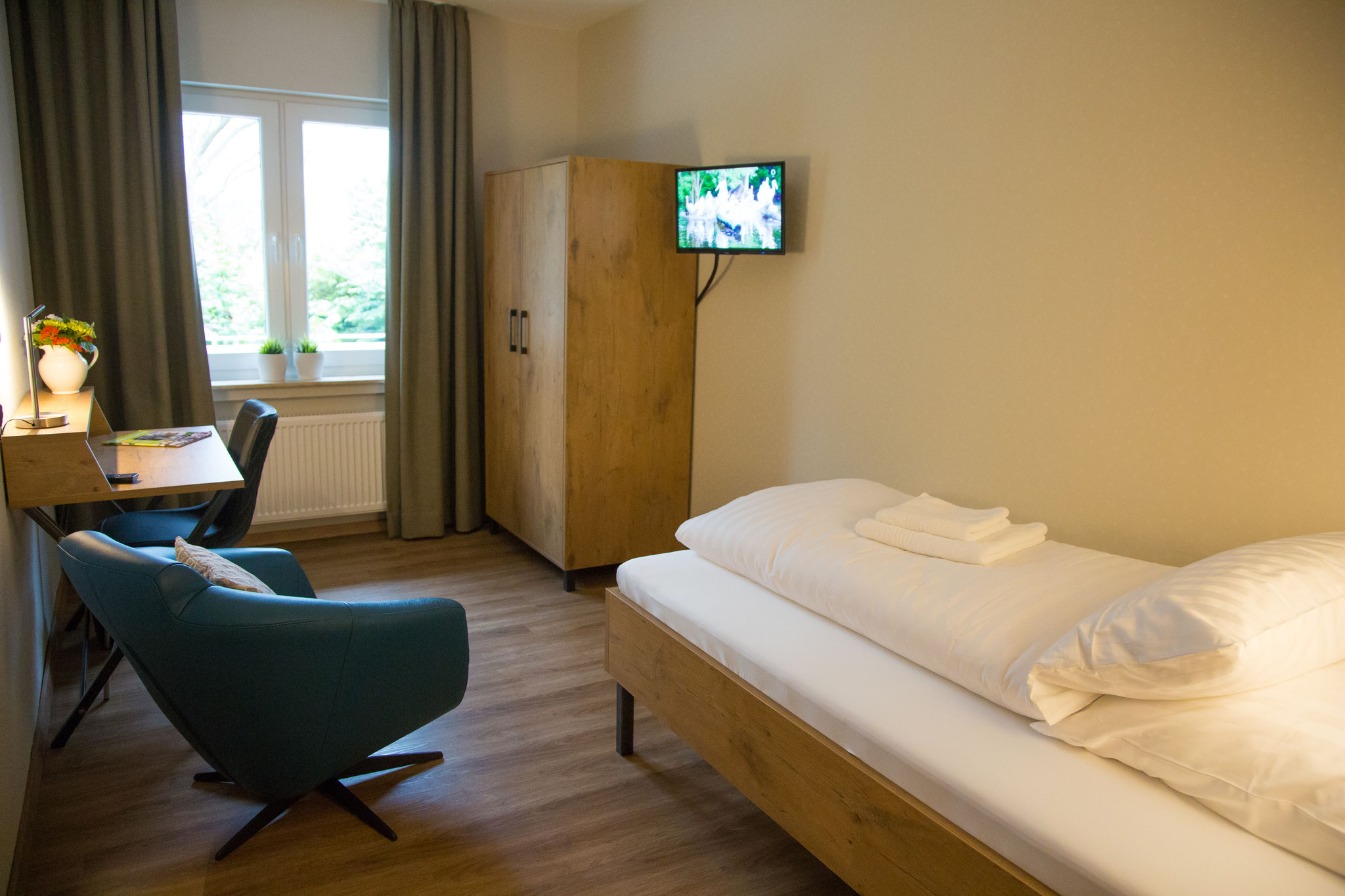 Zimmer 1, Einzelzimmer