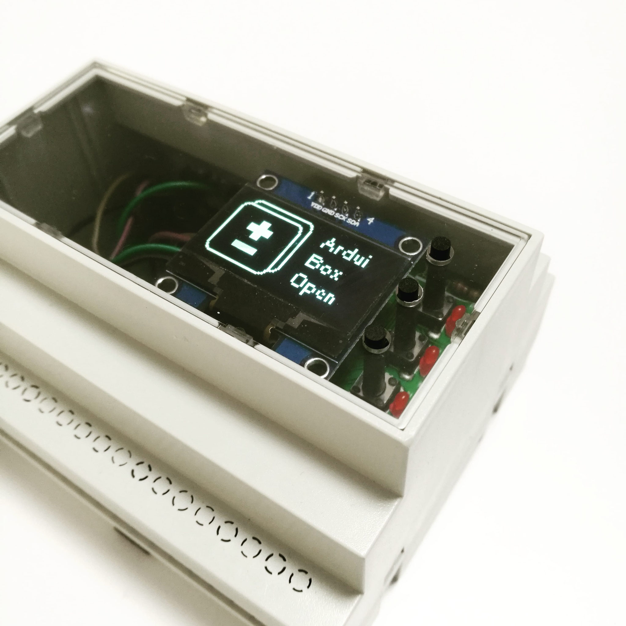 OLED Shield in 6TE Gehäuse z.B. RasPiBox Open