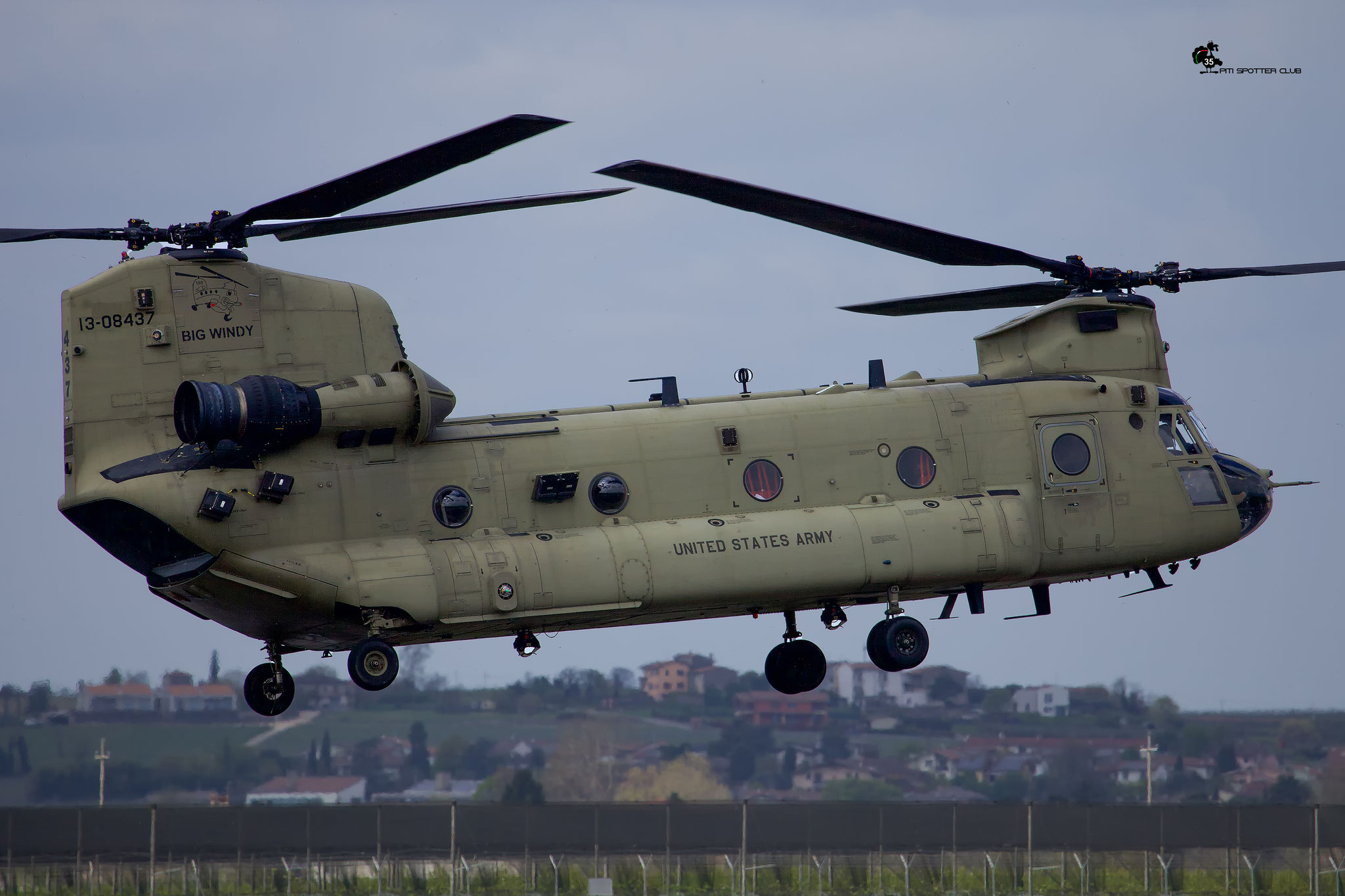 13-08437 Co B CH-47F M8437 1-214th AVN United States Army