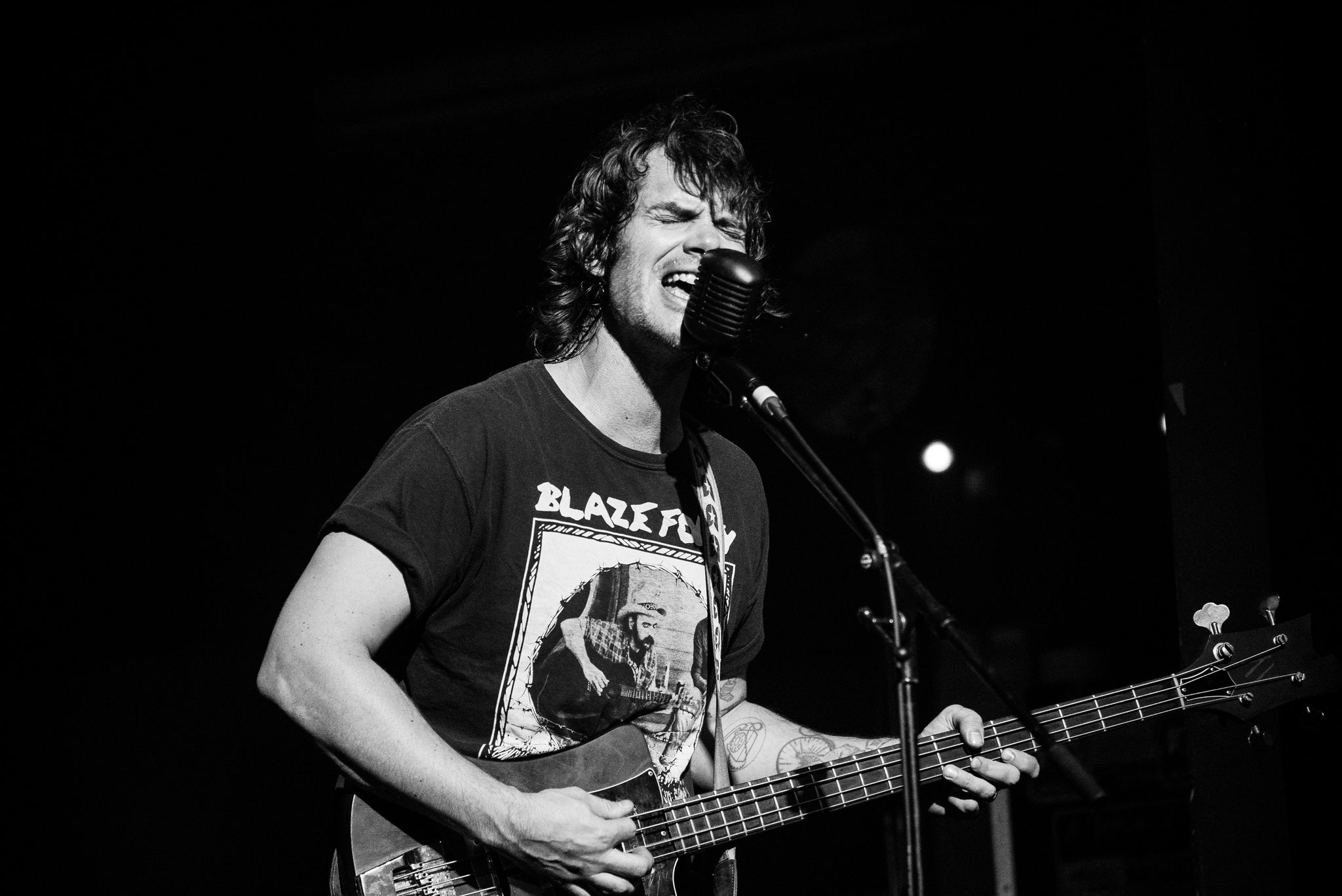 ALL THEM WITCHES live @ BIERHUEBELI BERN