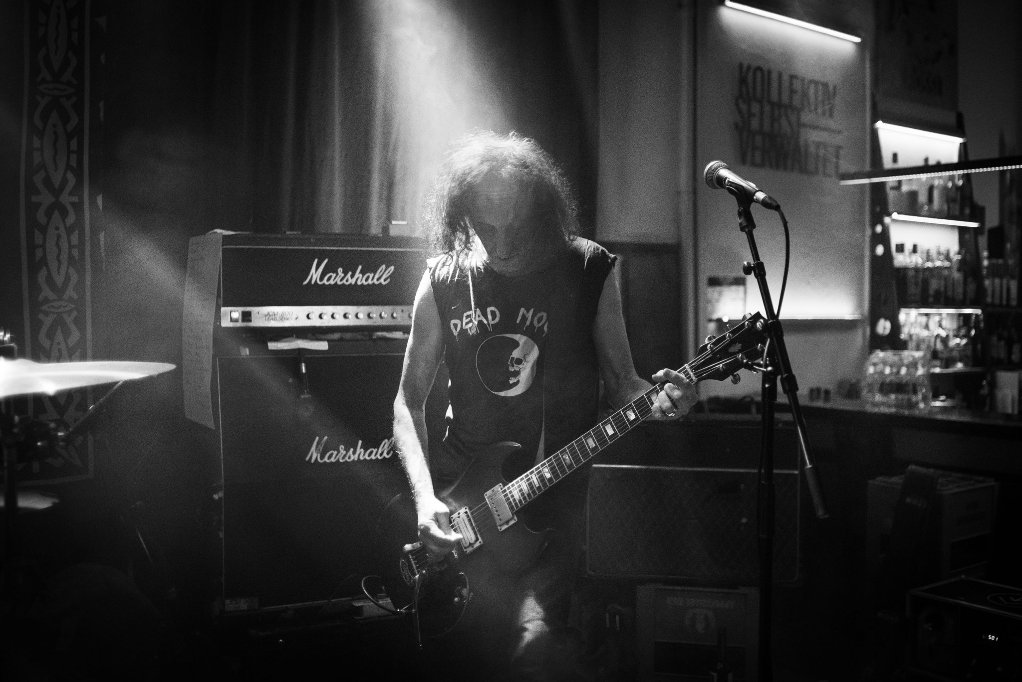 LOMBEGO SURFERS live @ RÖSSLI BAR BERN