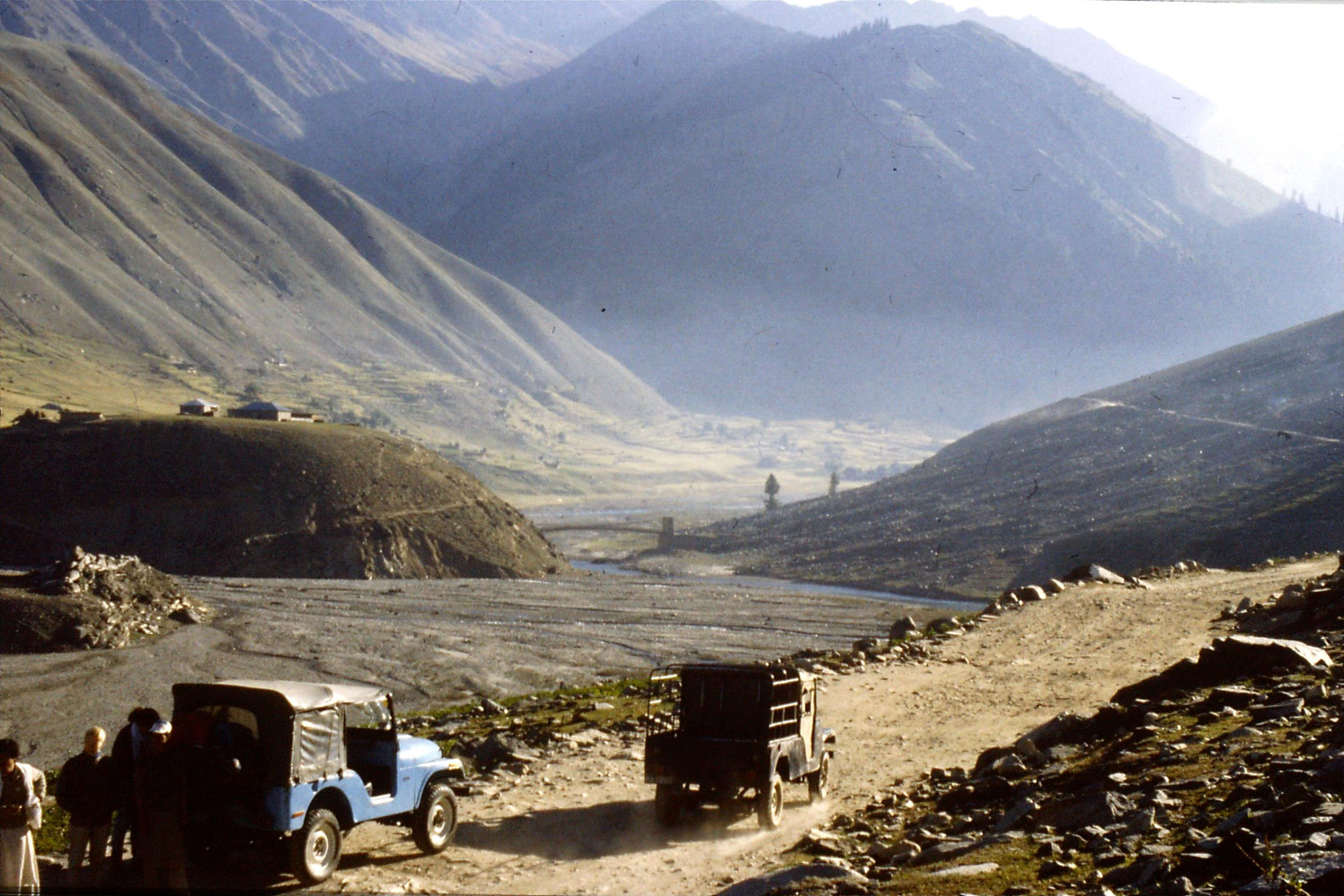 6/10/1989: 14: Kaghan Valley route to Batacundi