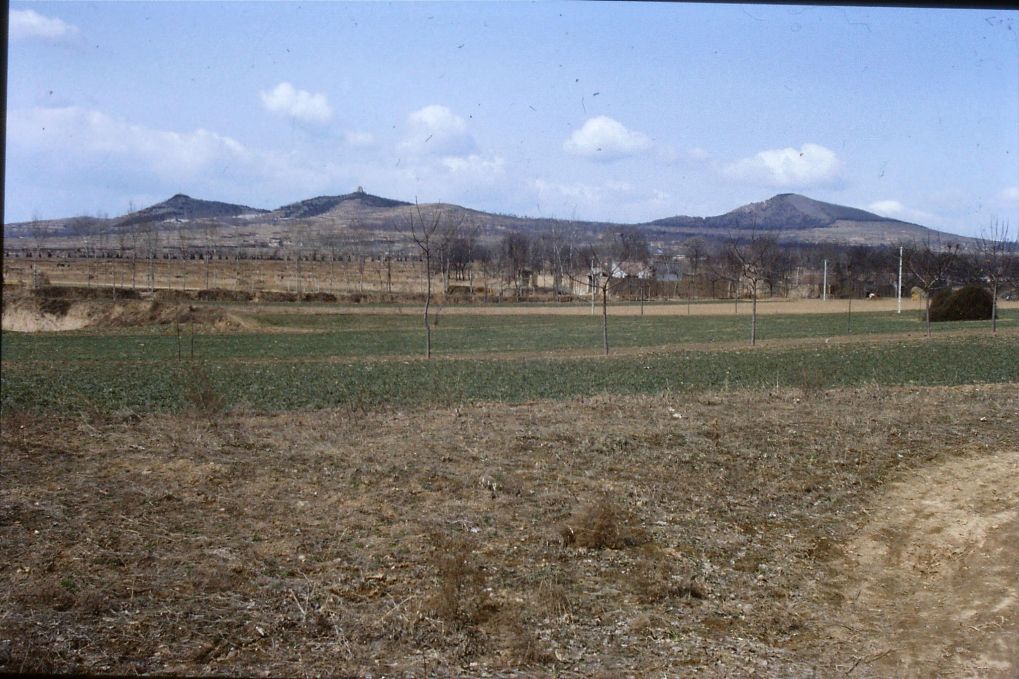 7/3/1989: 30: Xian, Qinling tombs