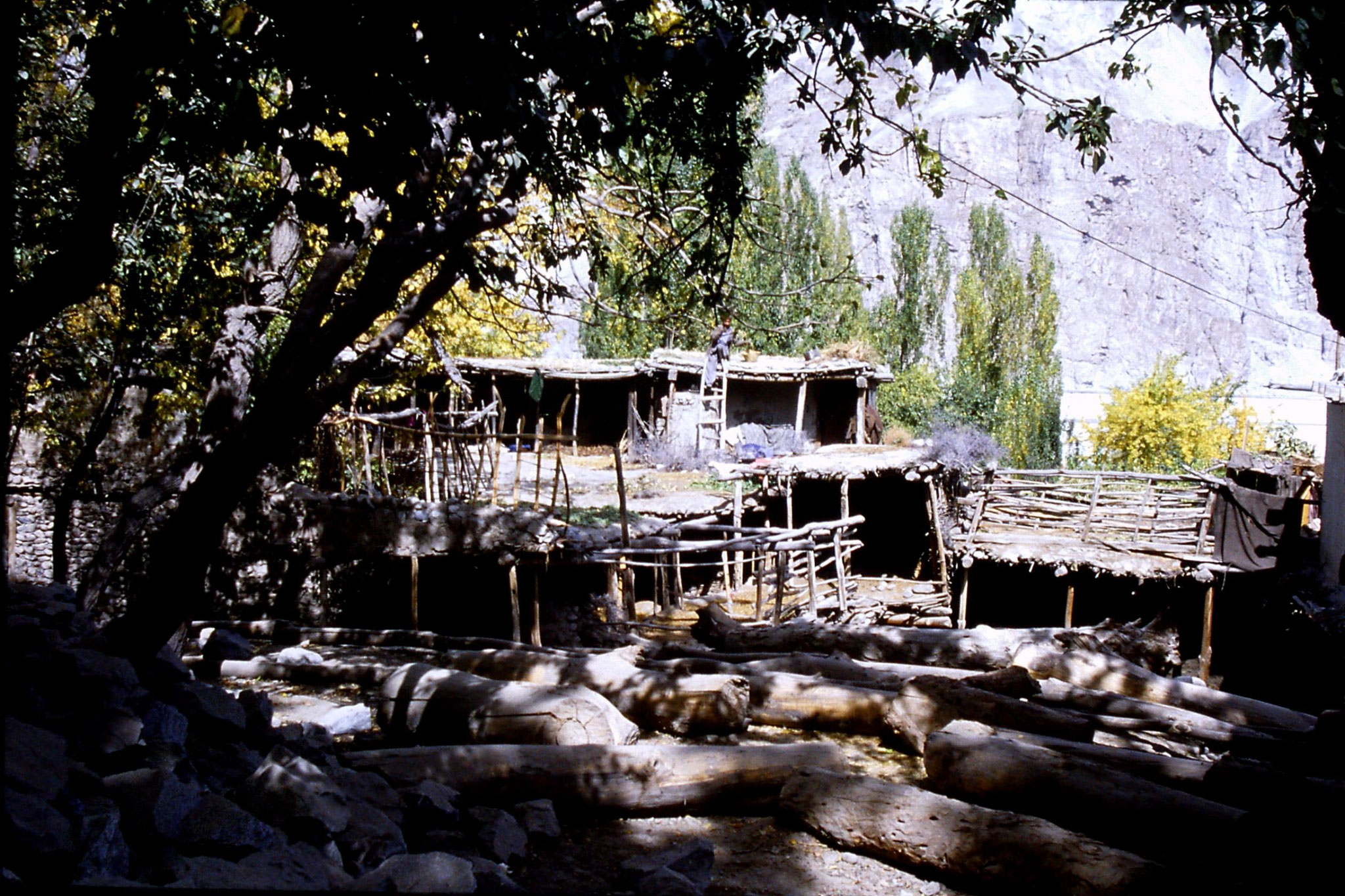 15/10/1989: 31: Khaplu