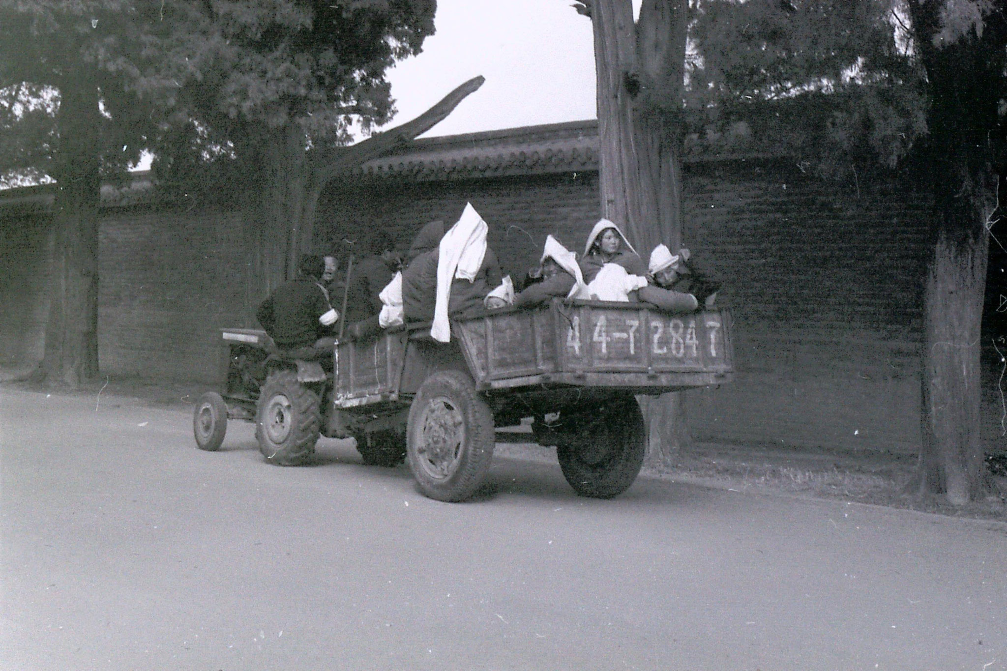 21/2/1989: 29: Qufu funeral procession