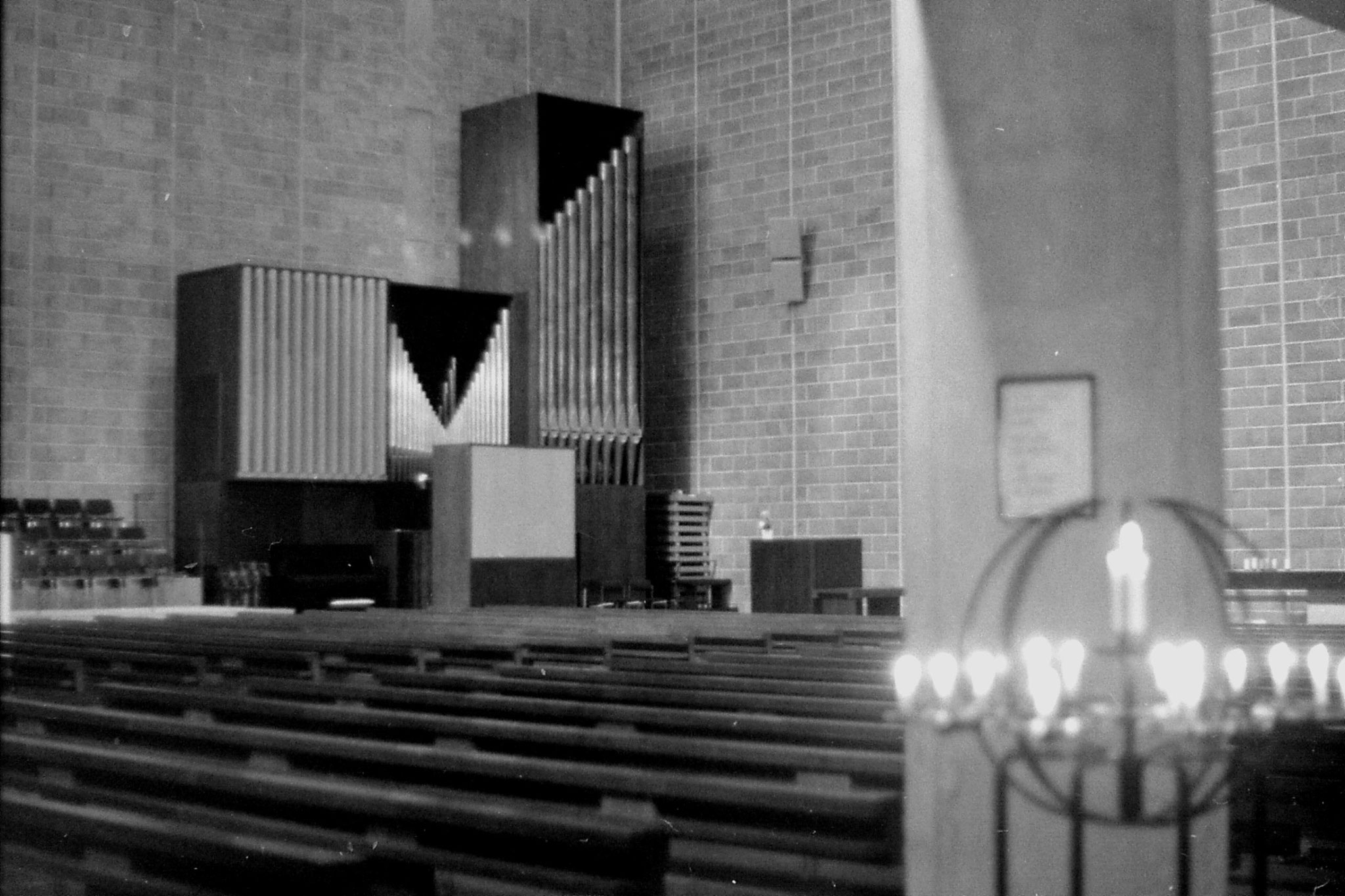 1/10/1988: 17: Tapiola church