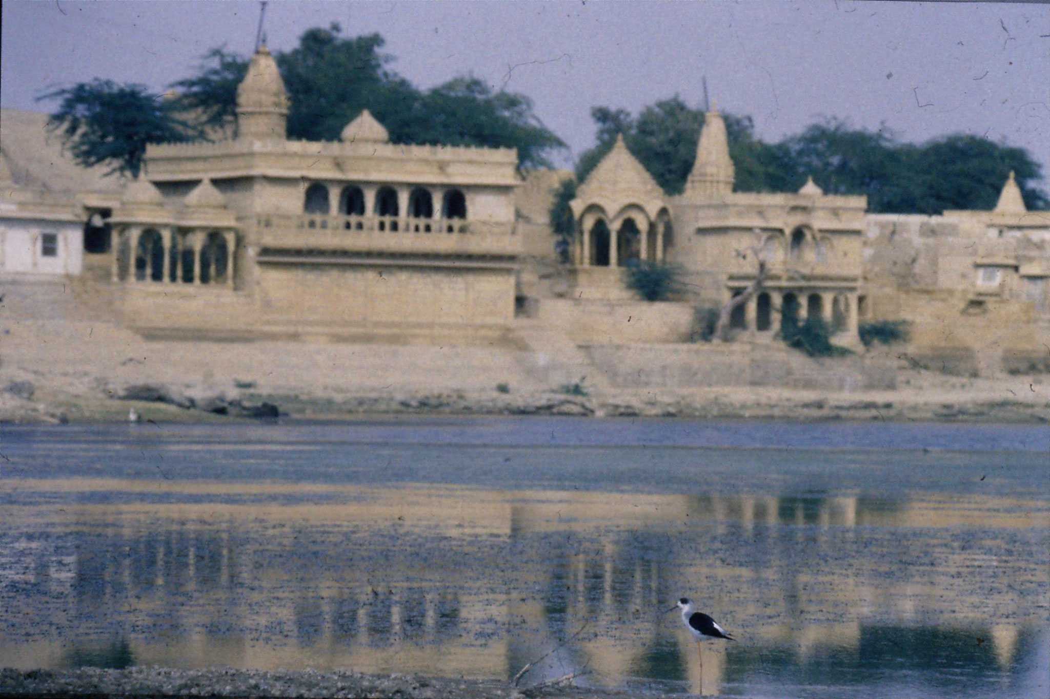 1/12/1989: 21: Jaisalmer Ghadisar Tank