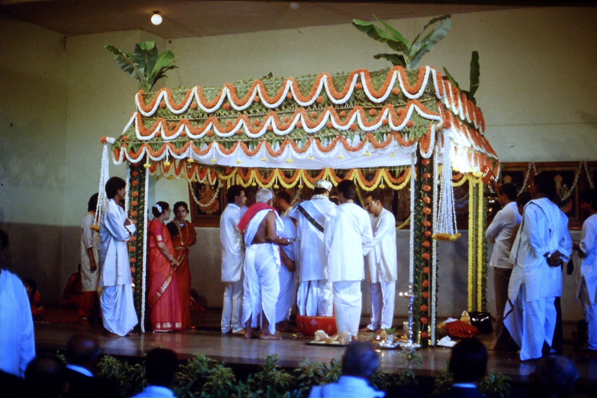 108/22: 18/3/1990 Bangalore wedding ceremony