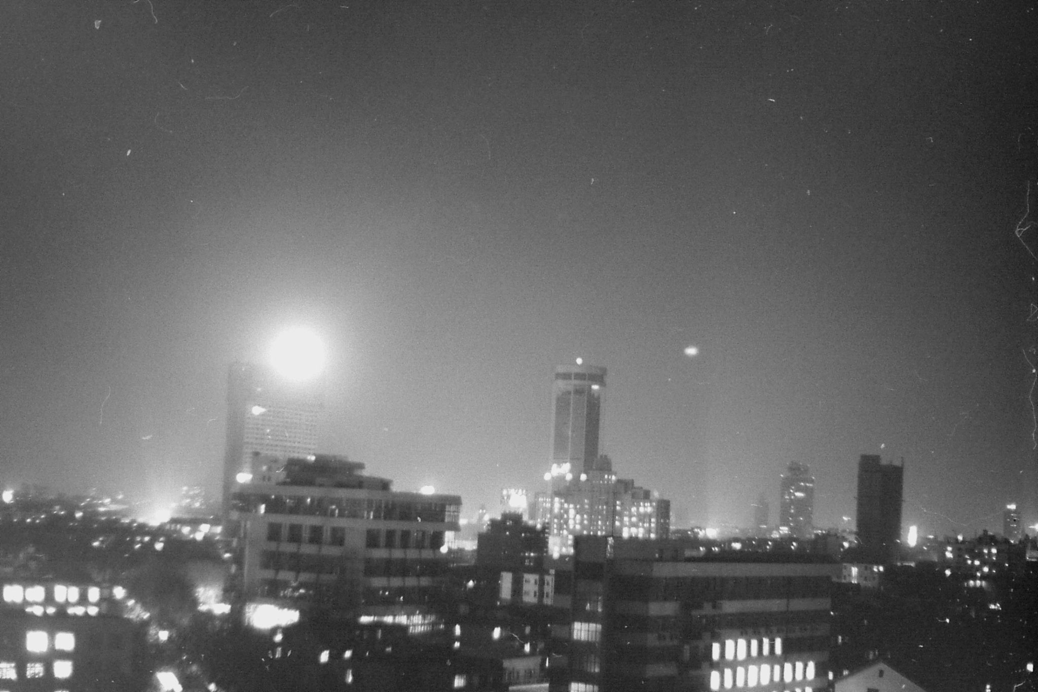 15/12/1988: 30: night view of Shanghai