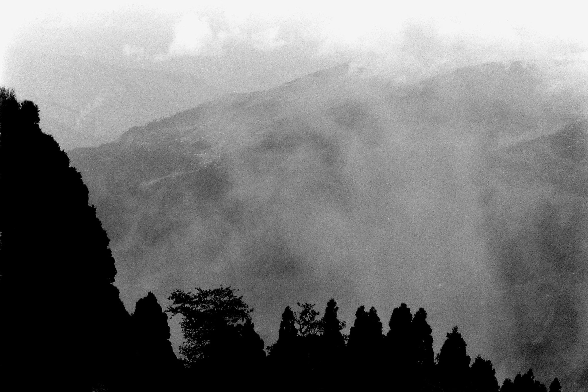 1/5/1990: 7: Darjeeling panorama