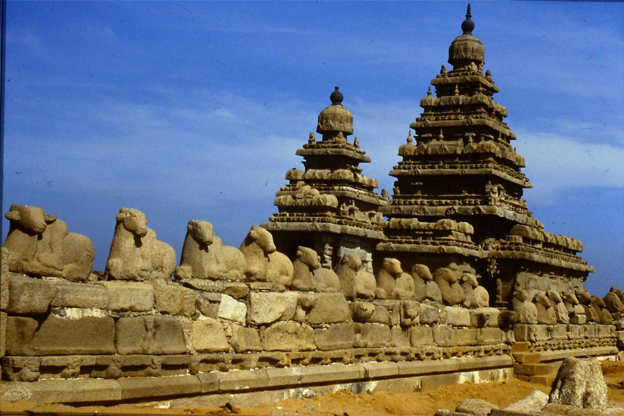 19/1/1990: 20: Mahabalipuram Shiva Temple