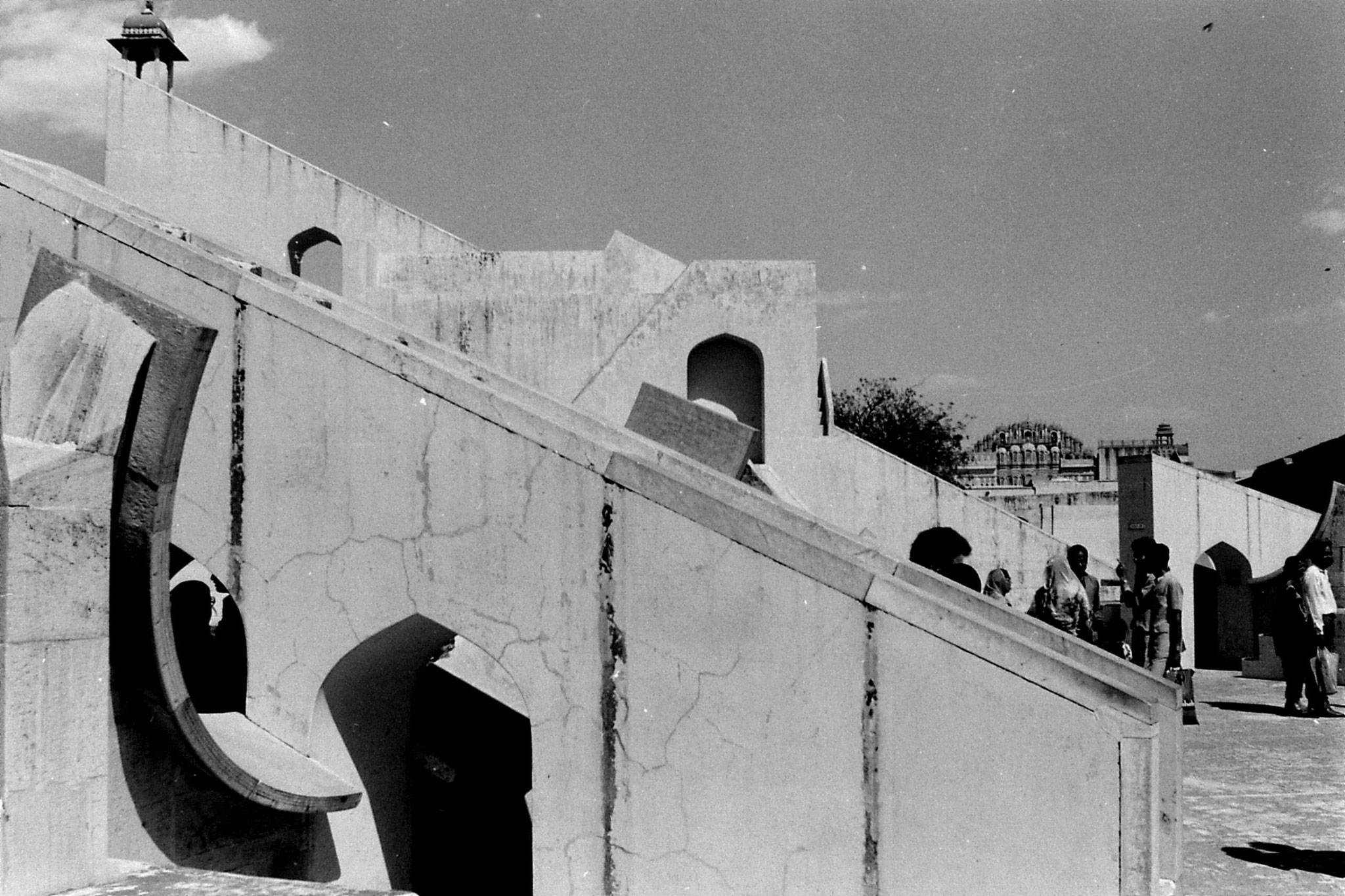 3/4/1990: 29: Jantar Mantar