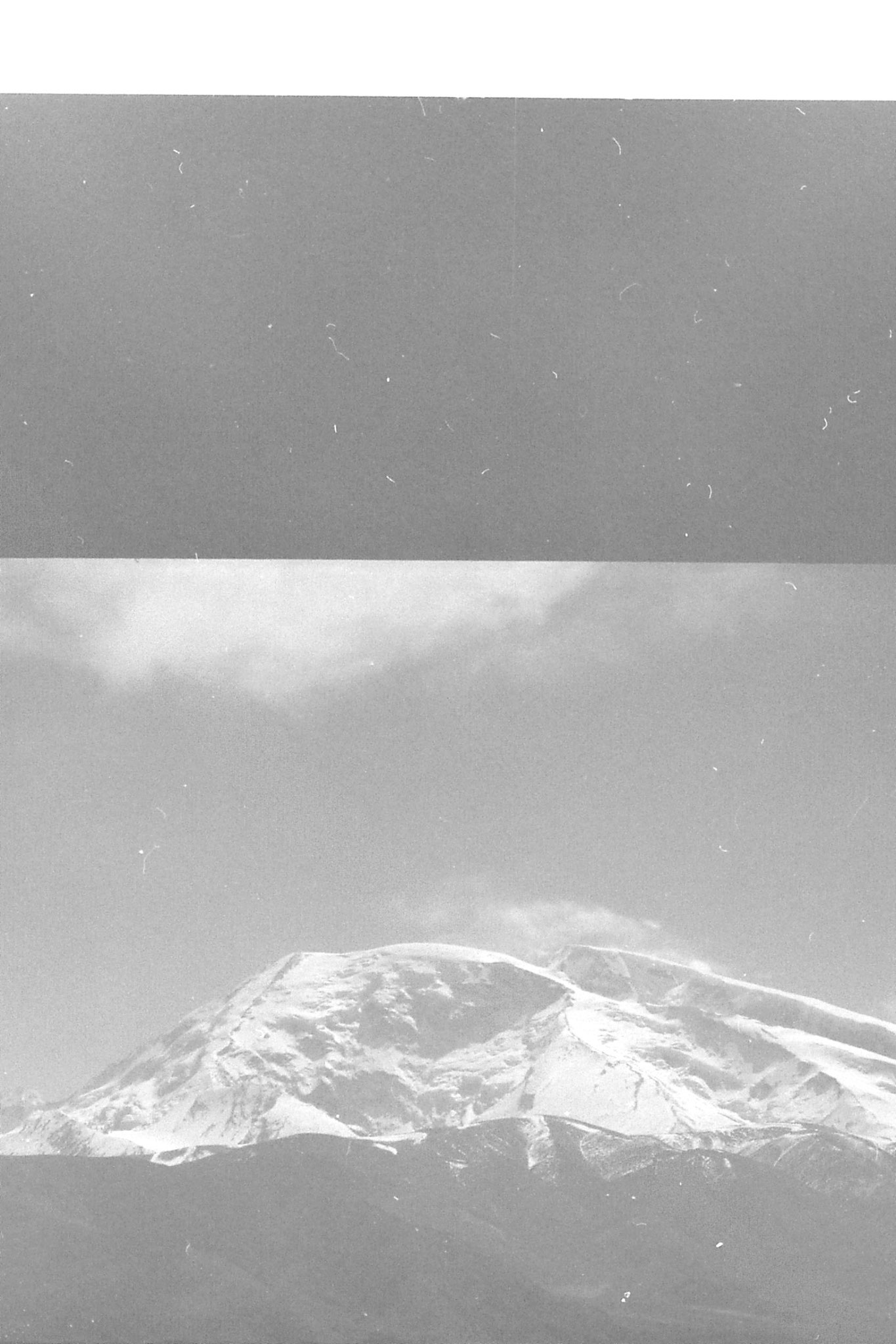 10/9/1989: 2: Lake Karakul