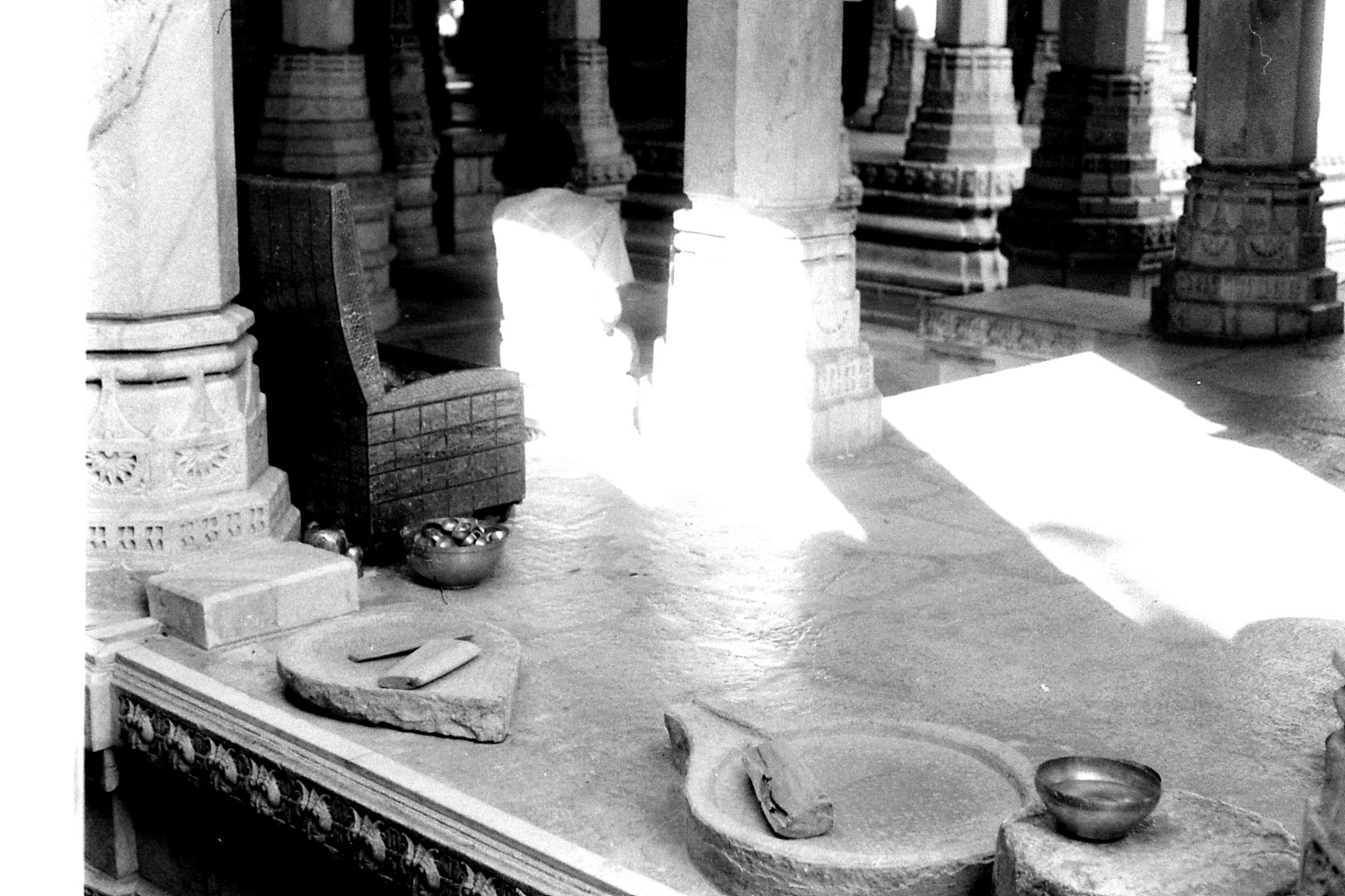 6/12/1989: 7: Ranakpur Jain temple