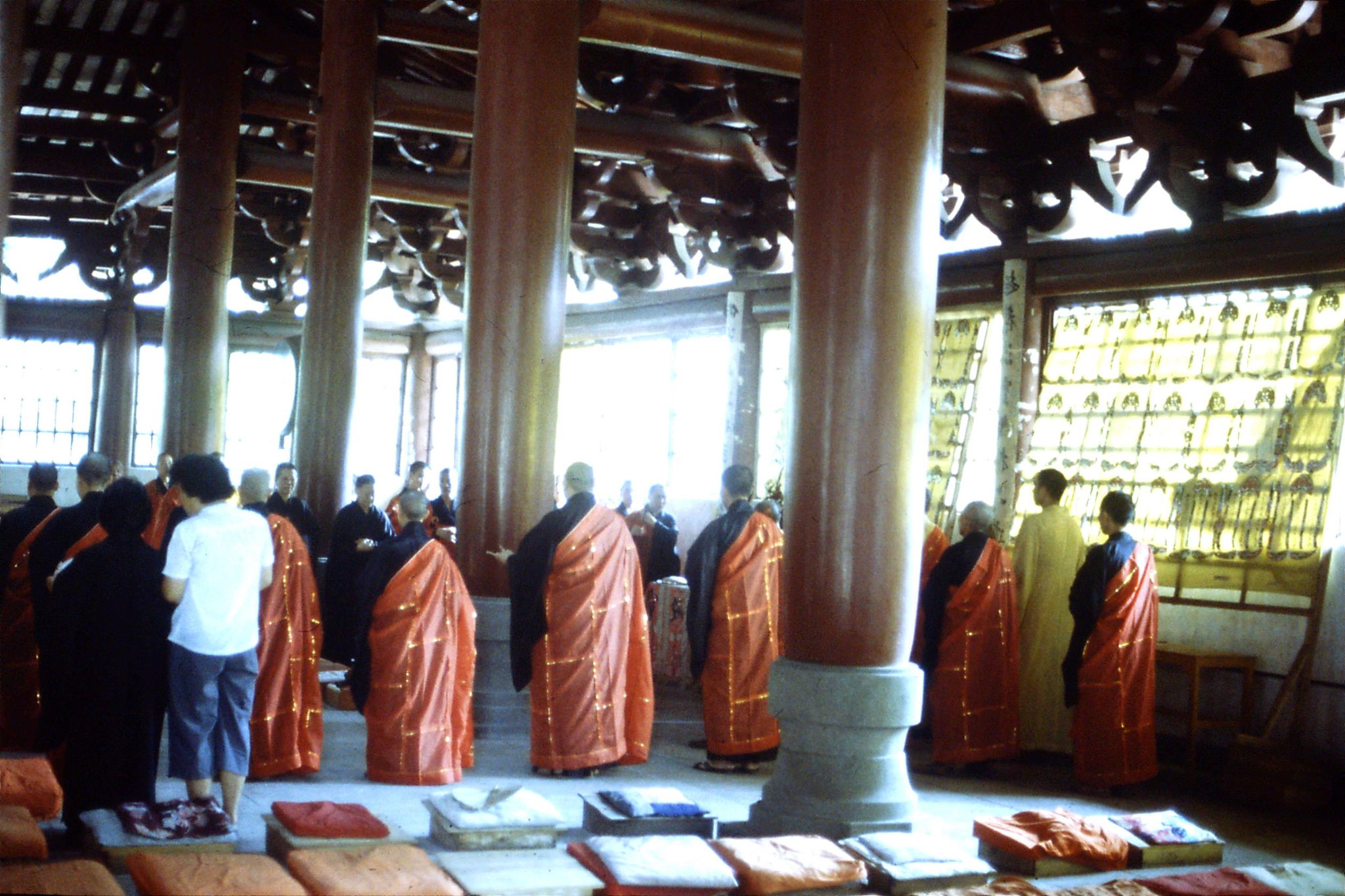 18/5/1989: 1: Guangzhou Filial Piety Temple ceremony